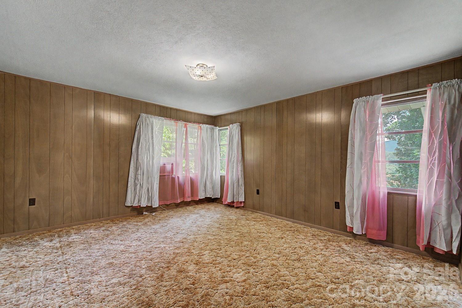222 Mitchell Mountain Road Property Photo 32