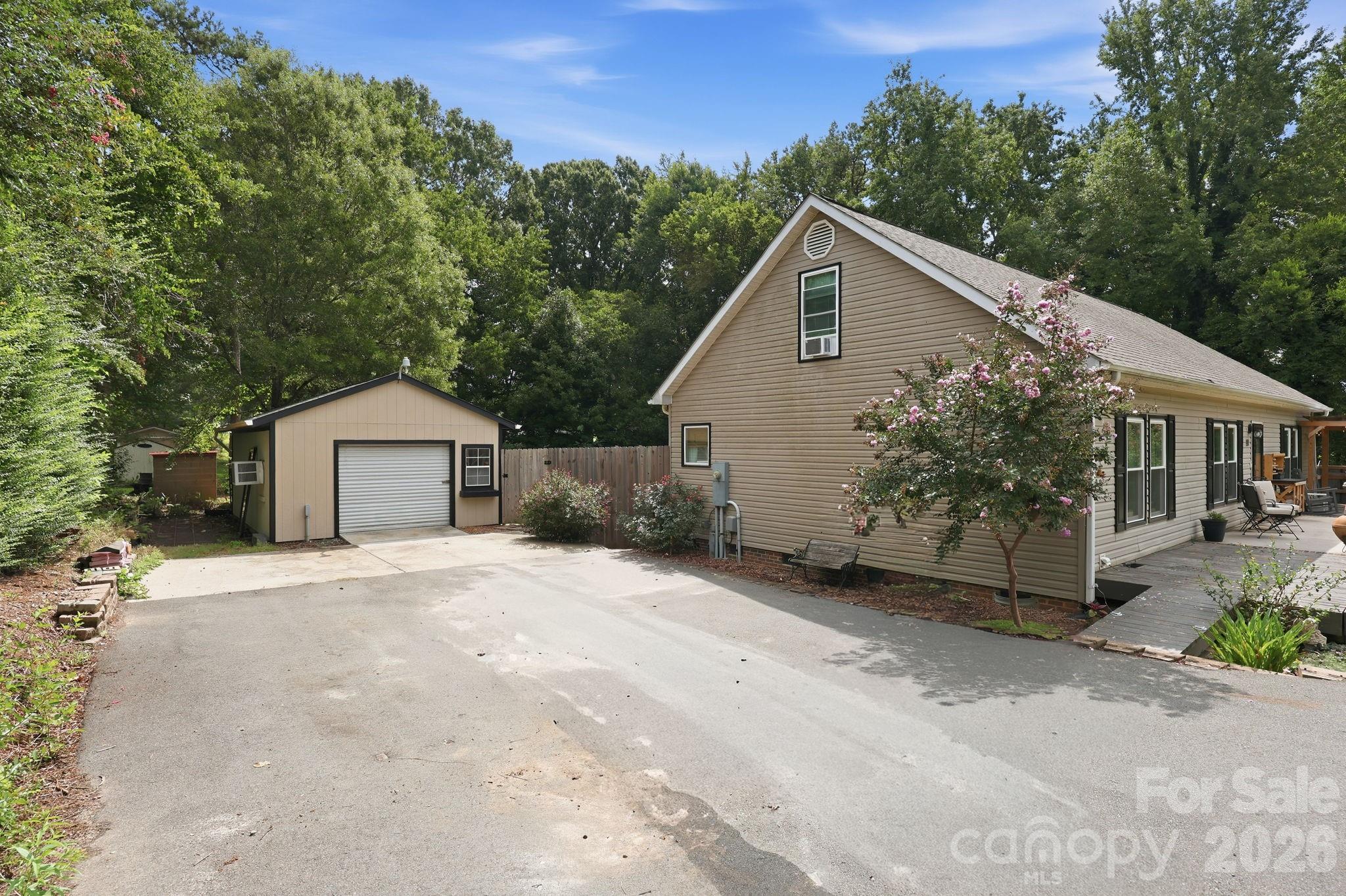 111 Linda Avenue Property Photo 37