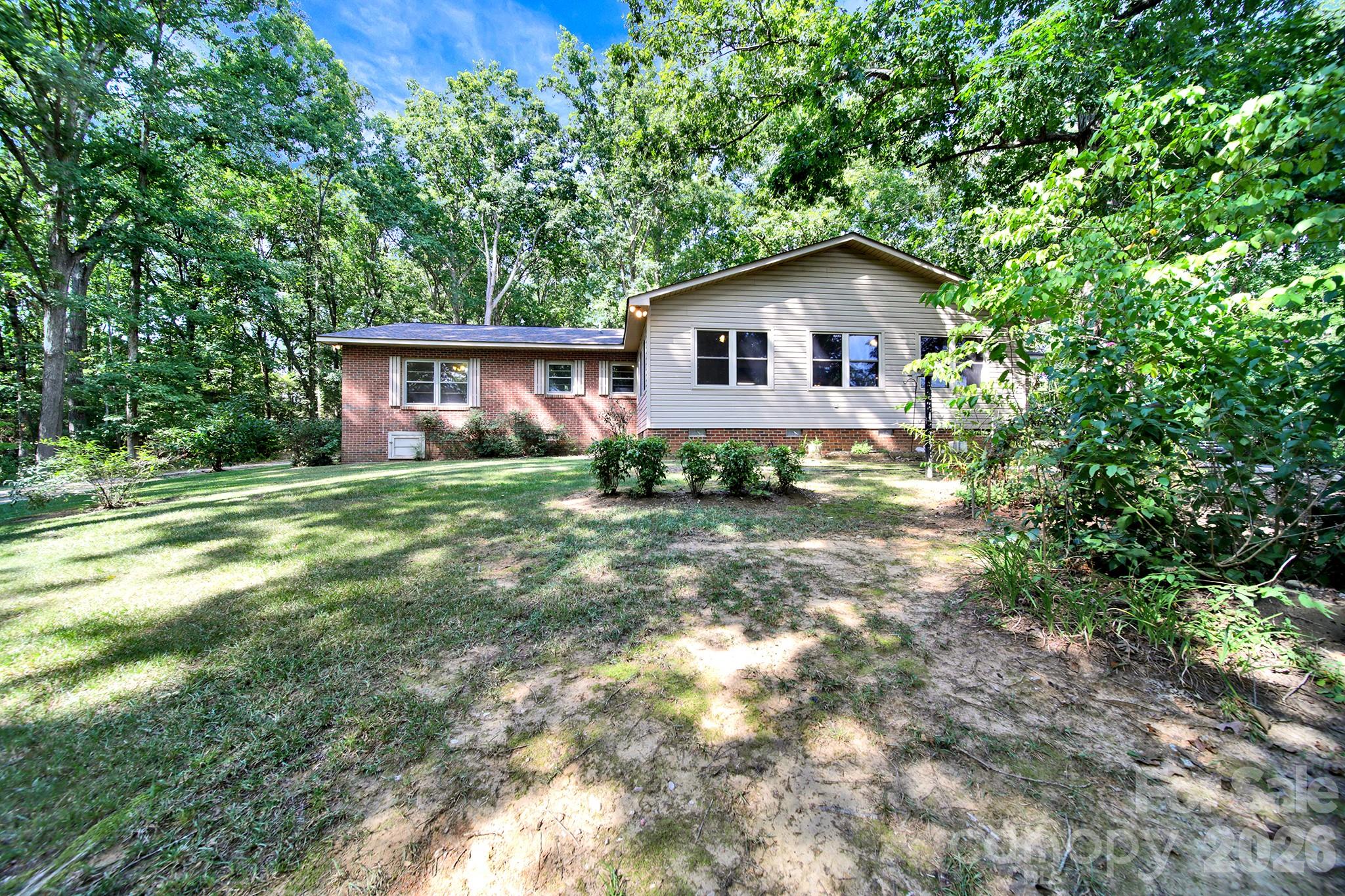 1950 Daisy Couch Road Property Photo 10