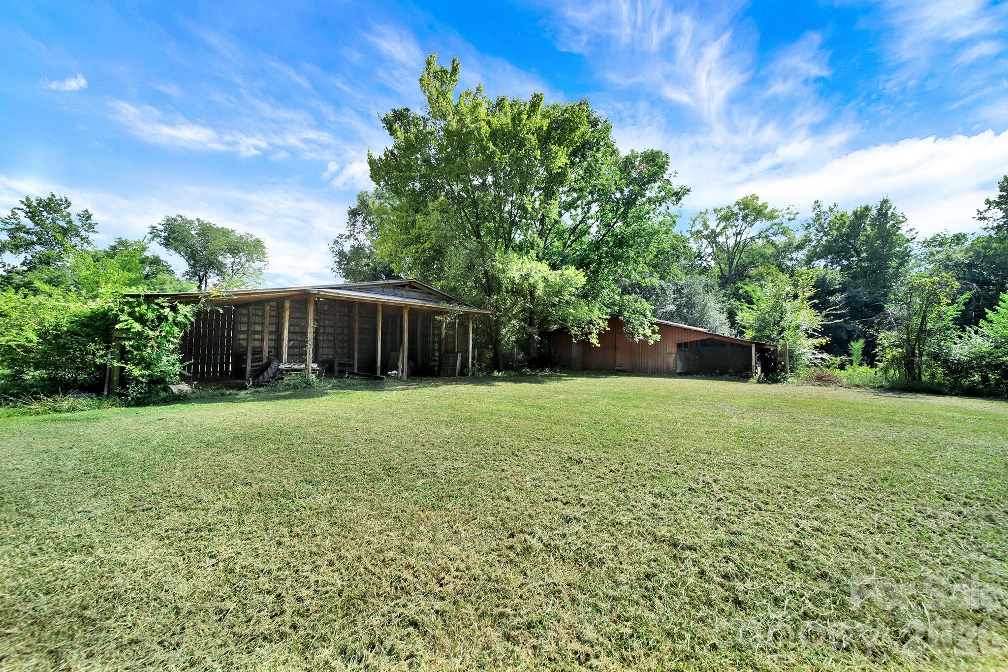 1950 Daisy Couch Road Property Photo 39