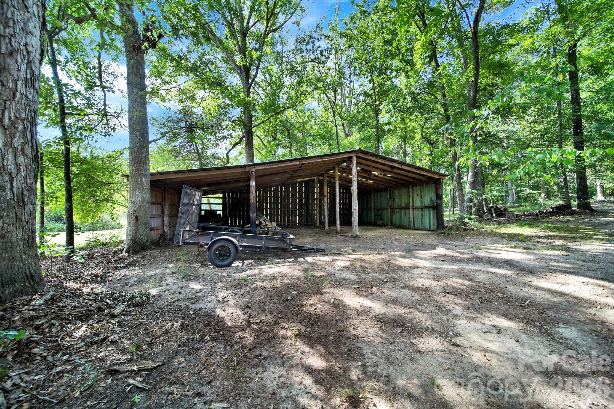 1950 Daisy Couch Road Property Photo 46