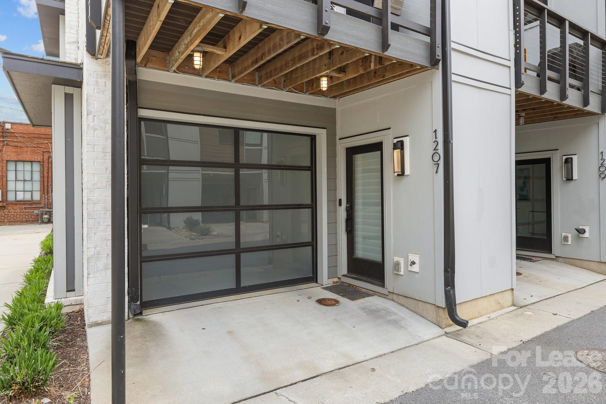 1207 Minter Place Property Photo 10