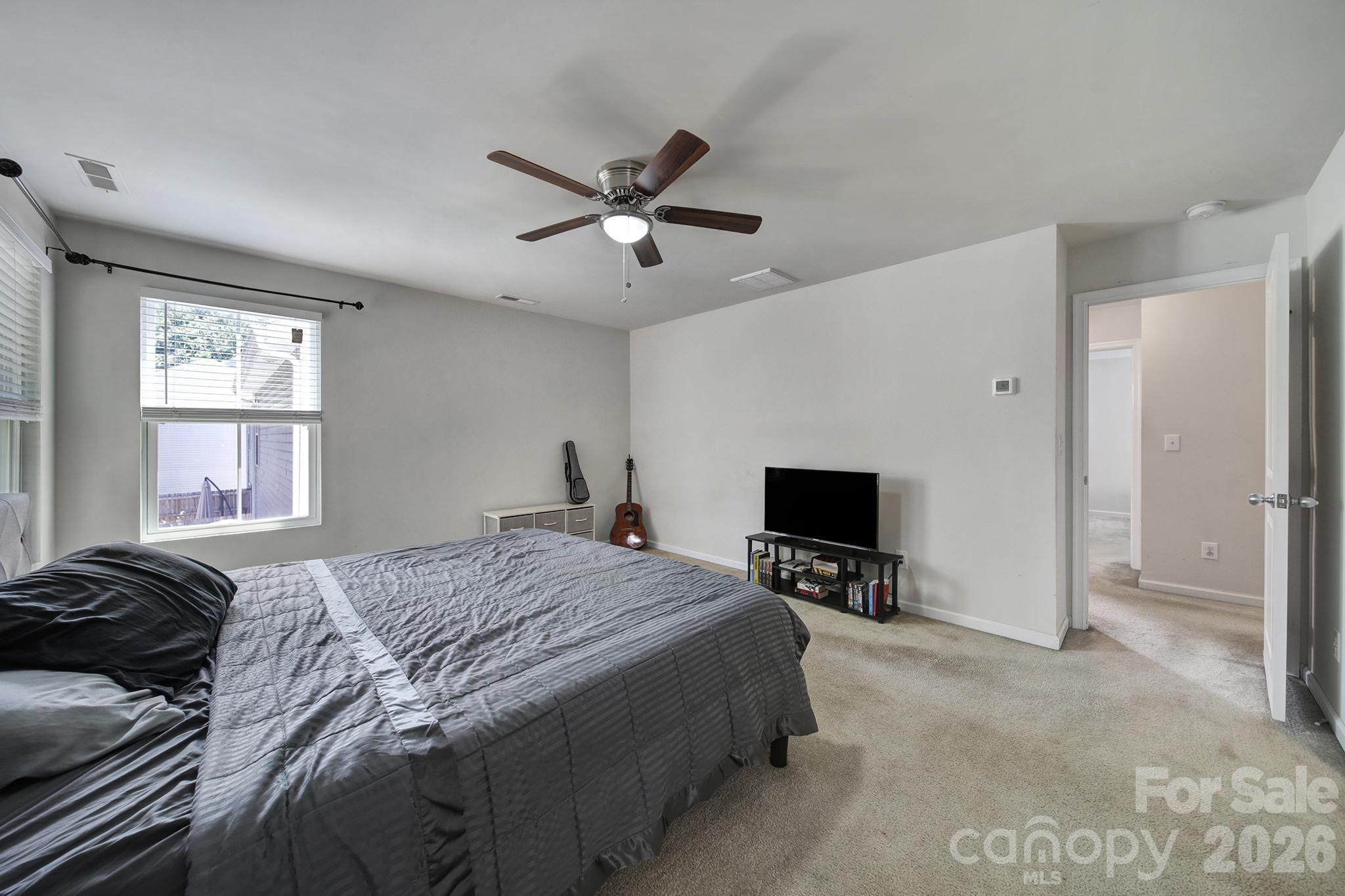 1611 Hooper Court Property Photo 14