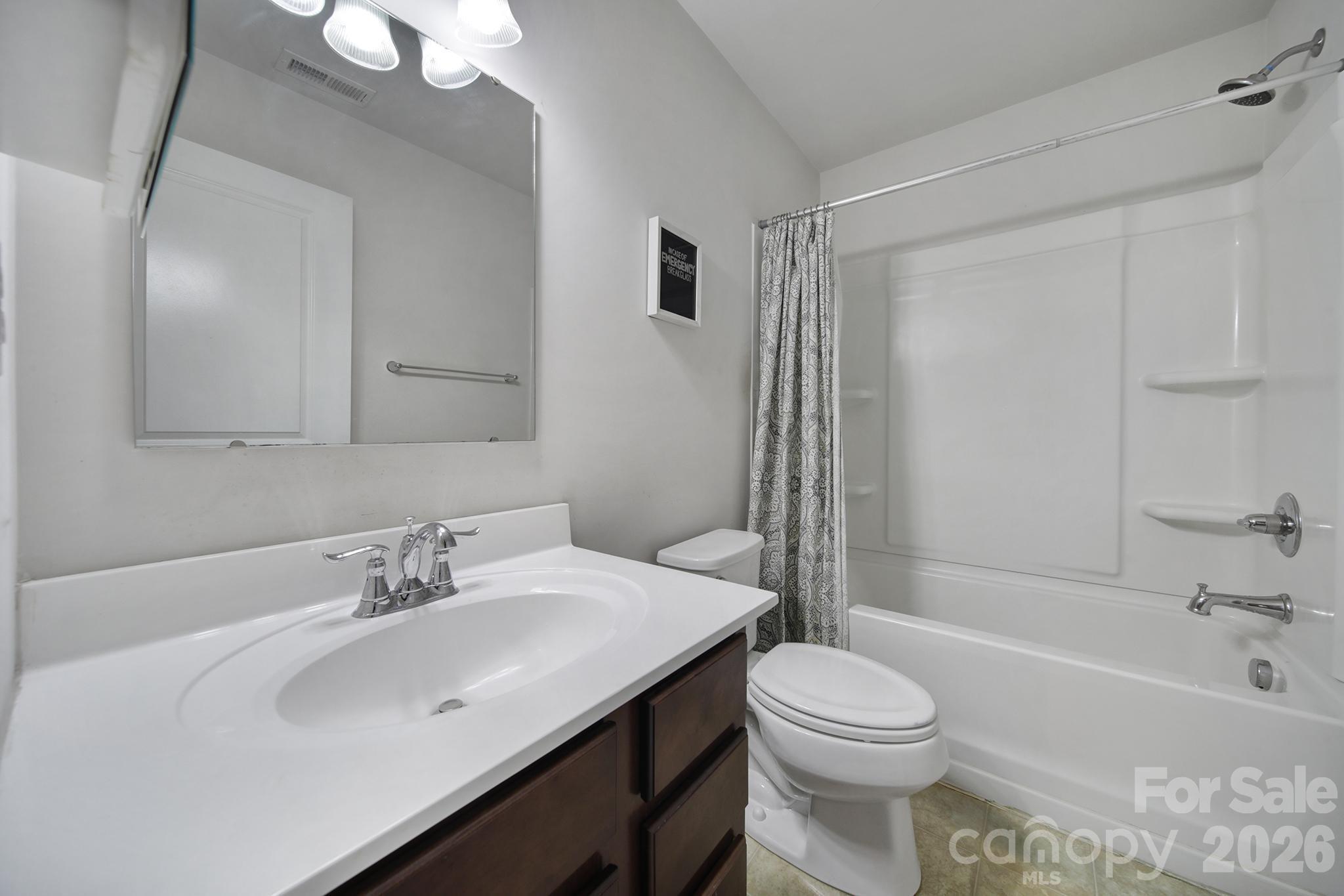 1611 Hooper Court Property Photo 22