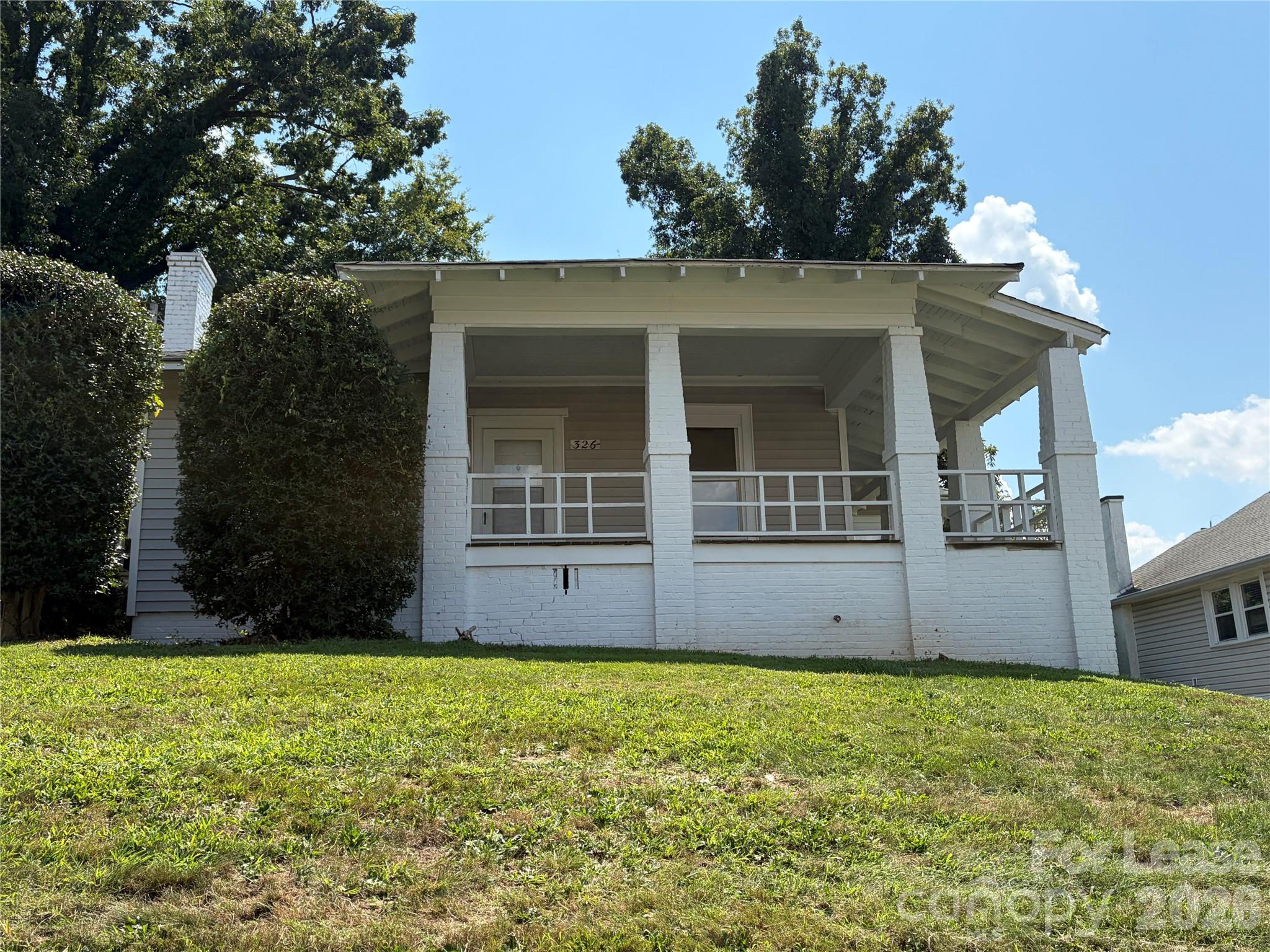 326 E Main Street 1 Property Photo 1