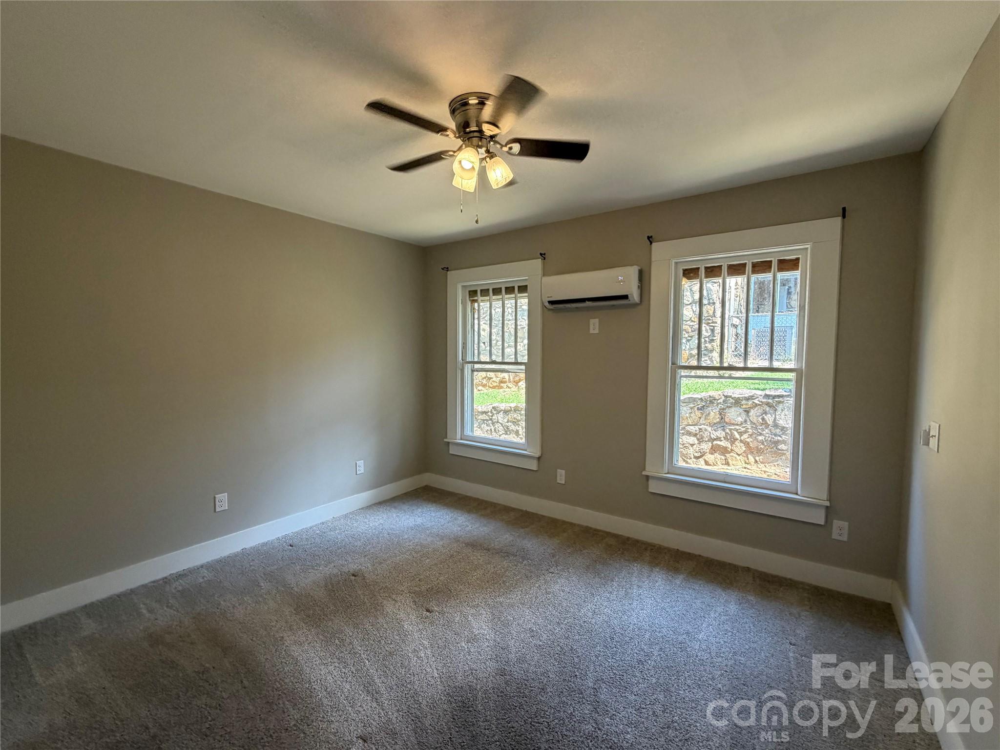 326 E Main Street 1 Property Photo 7
