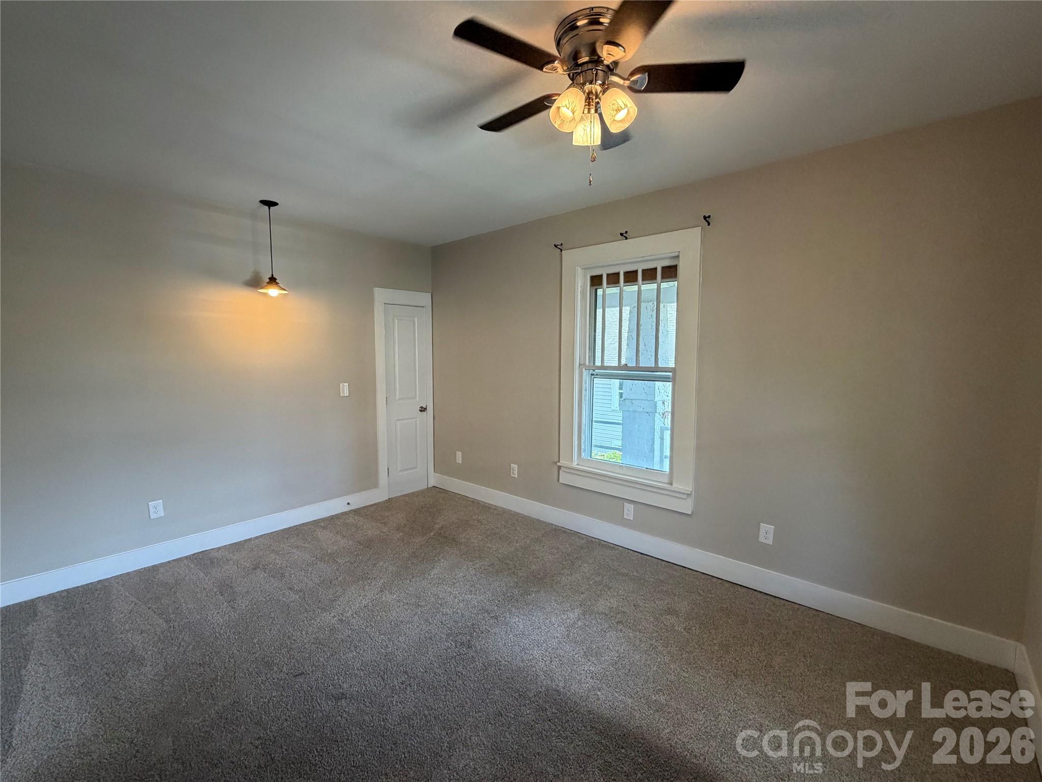 326 E Main Street 1 Property Photo 8