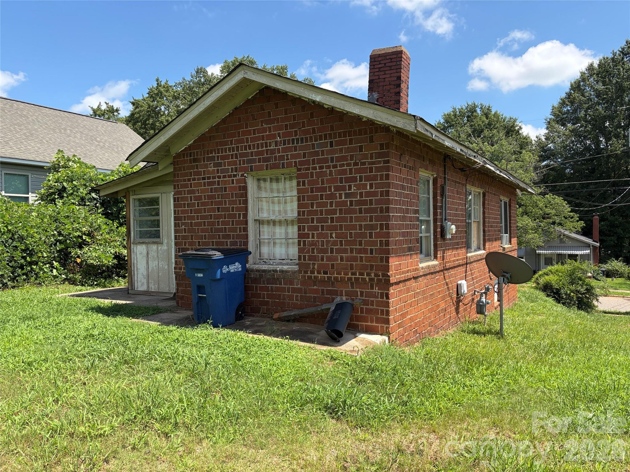 150 Woodlawn Drive 47 Property Photo 4