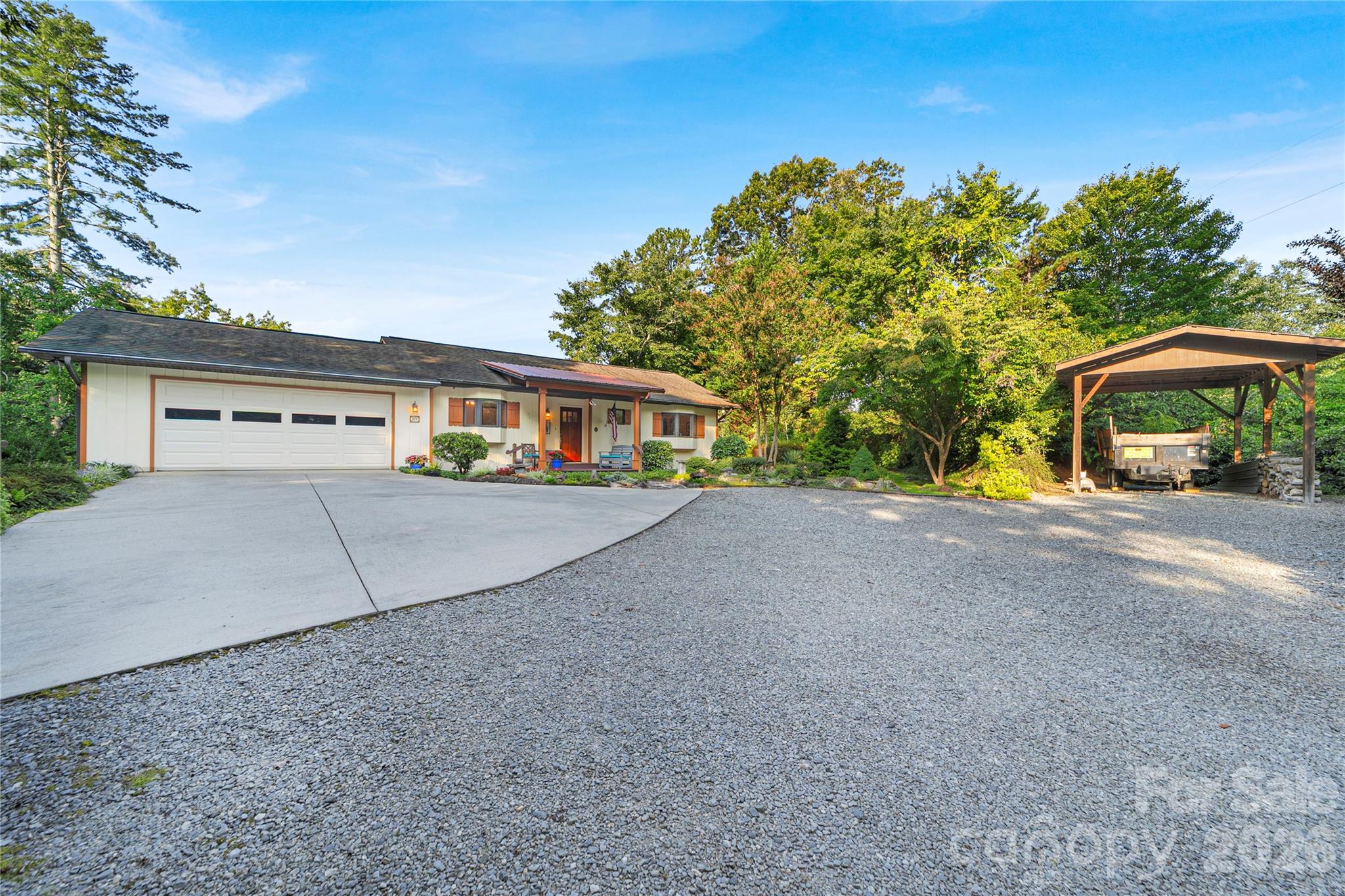 374 Riverside Estate Road Property Photo 3