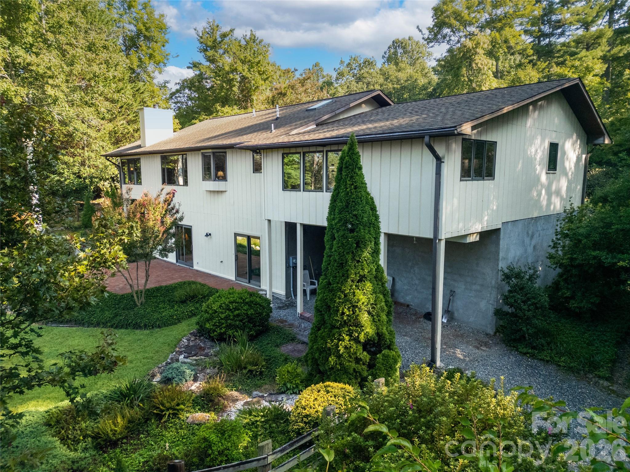 374 Riverside Estate Road Property Photo 47