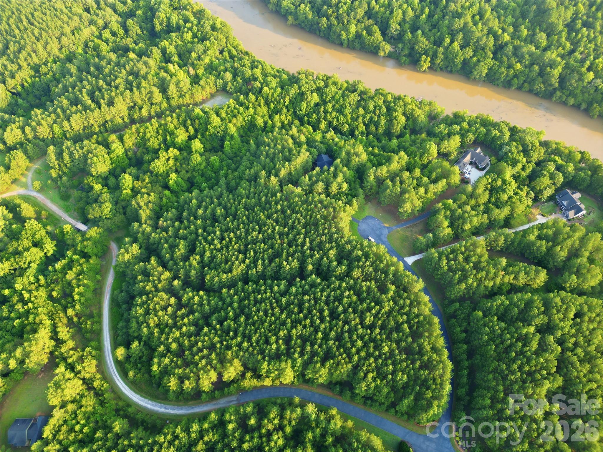 105 Stoney Brook Trail Property Photo 12