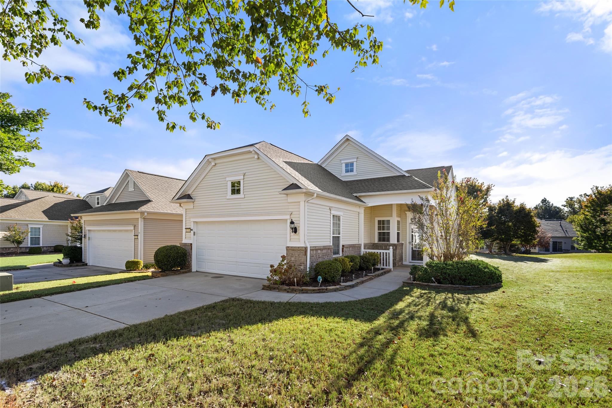 16344 Raven Crest Drive Property Photo 1
