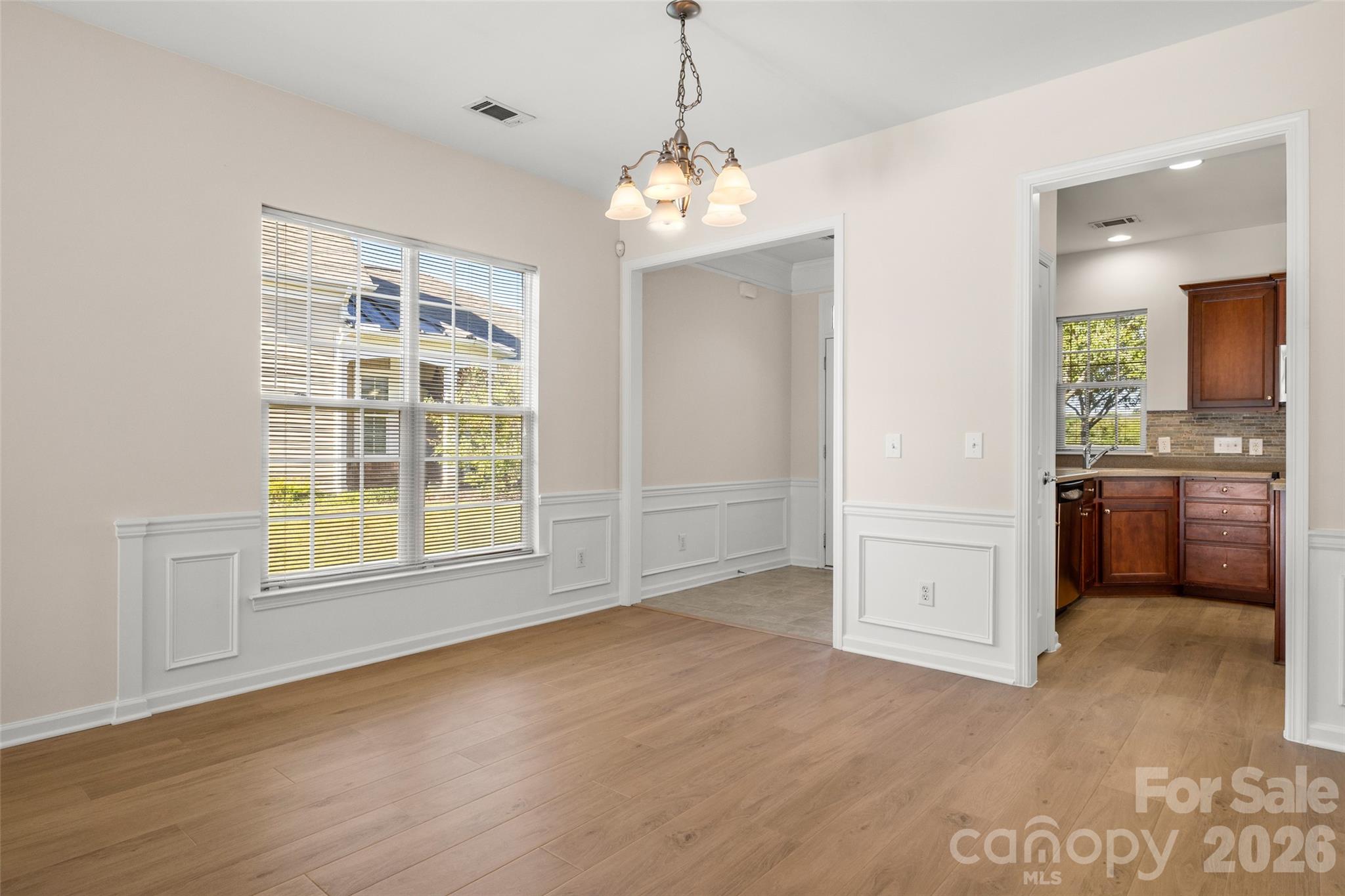 16344 Raven Crest Drive Property Photo 6