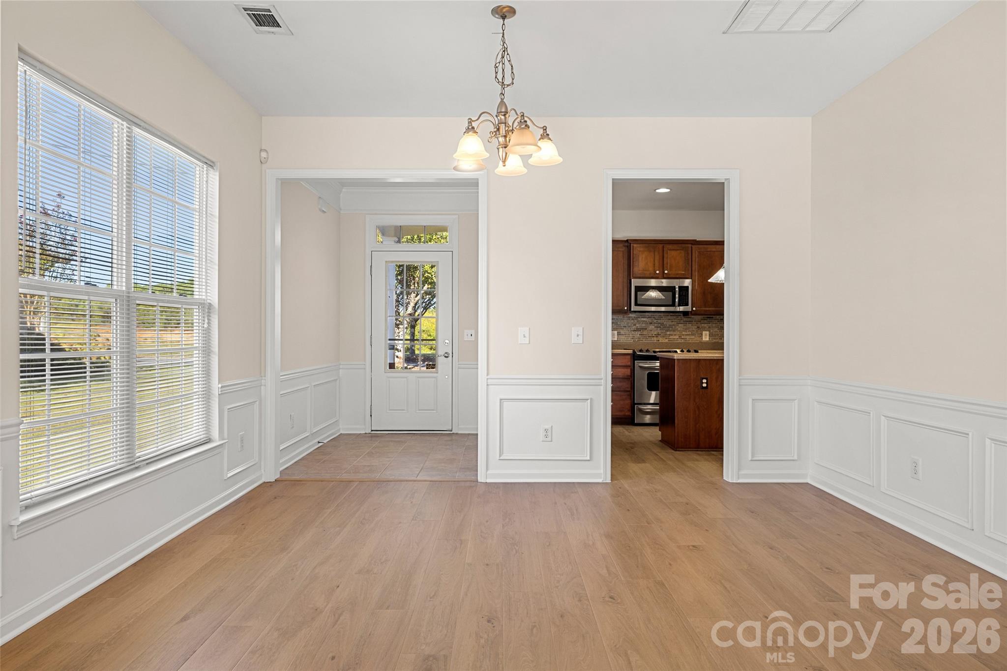 16344 Raven Crest Drive Property Photo 14