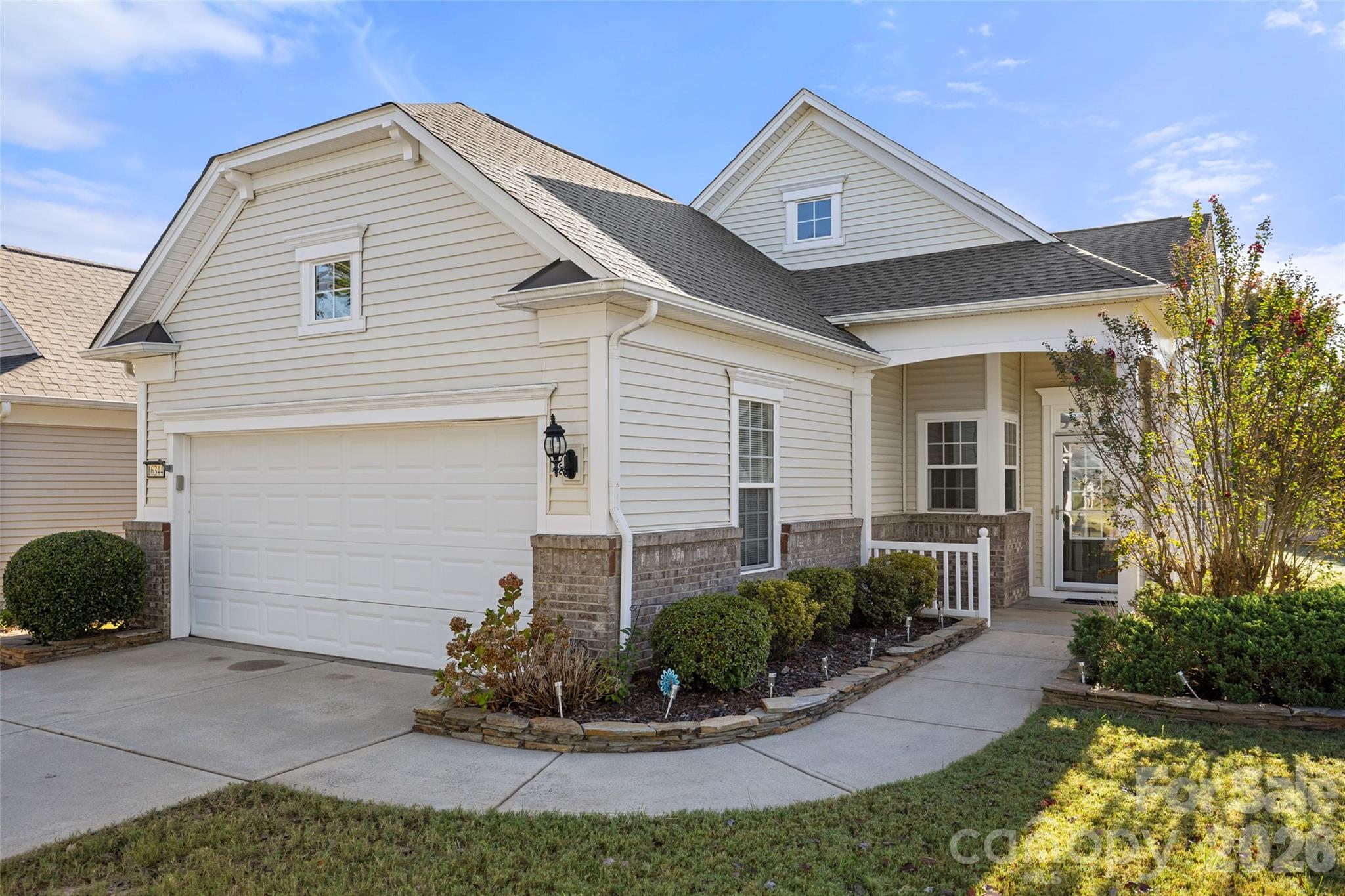 16344 Raven Crest Drive Property Photo 26