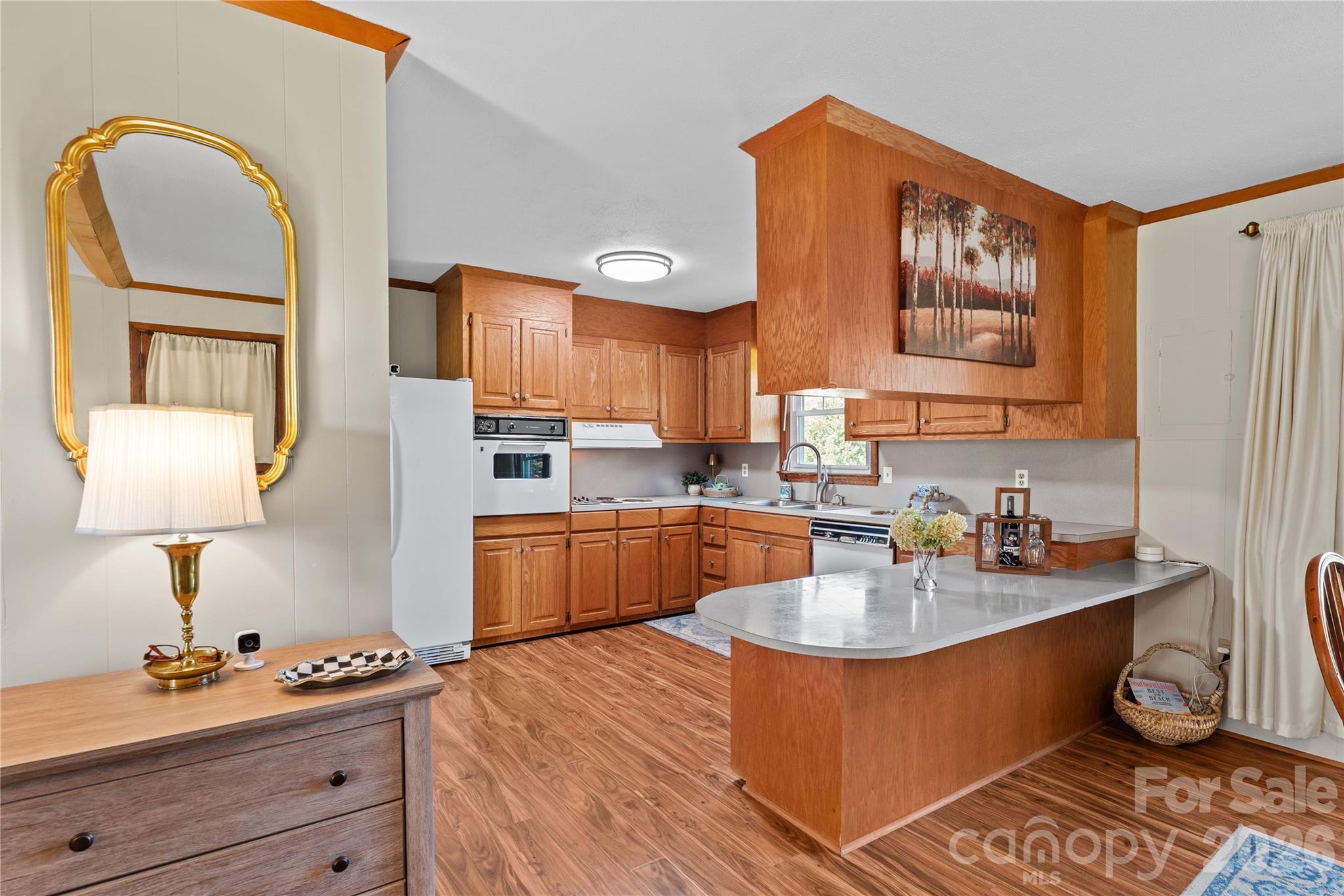 306 S Greenbriar Road Property Photo 11