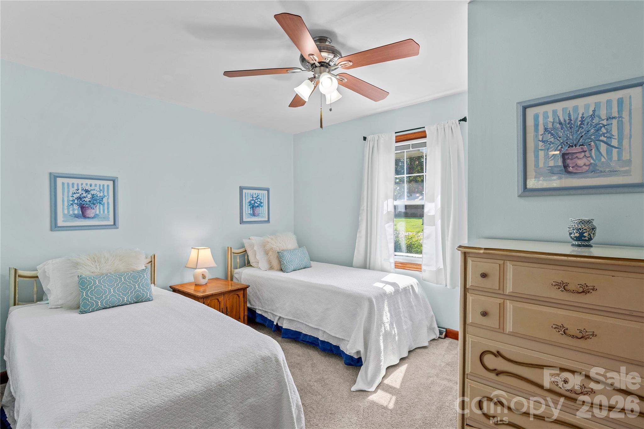 306 S Greenbriar Road Property Photo 24