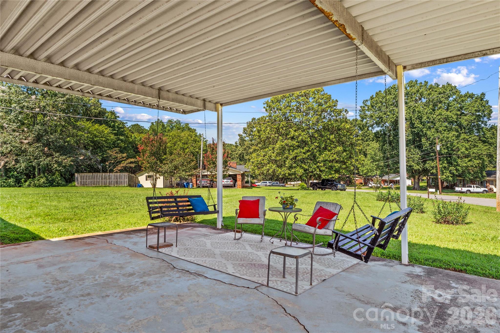 306 S Greenbriar Road Property Photo 26