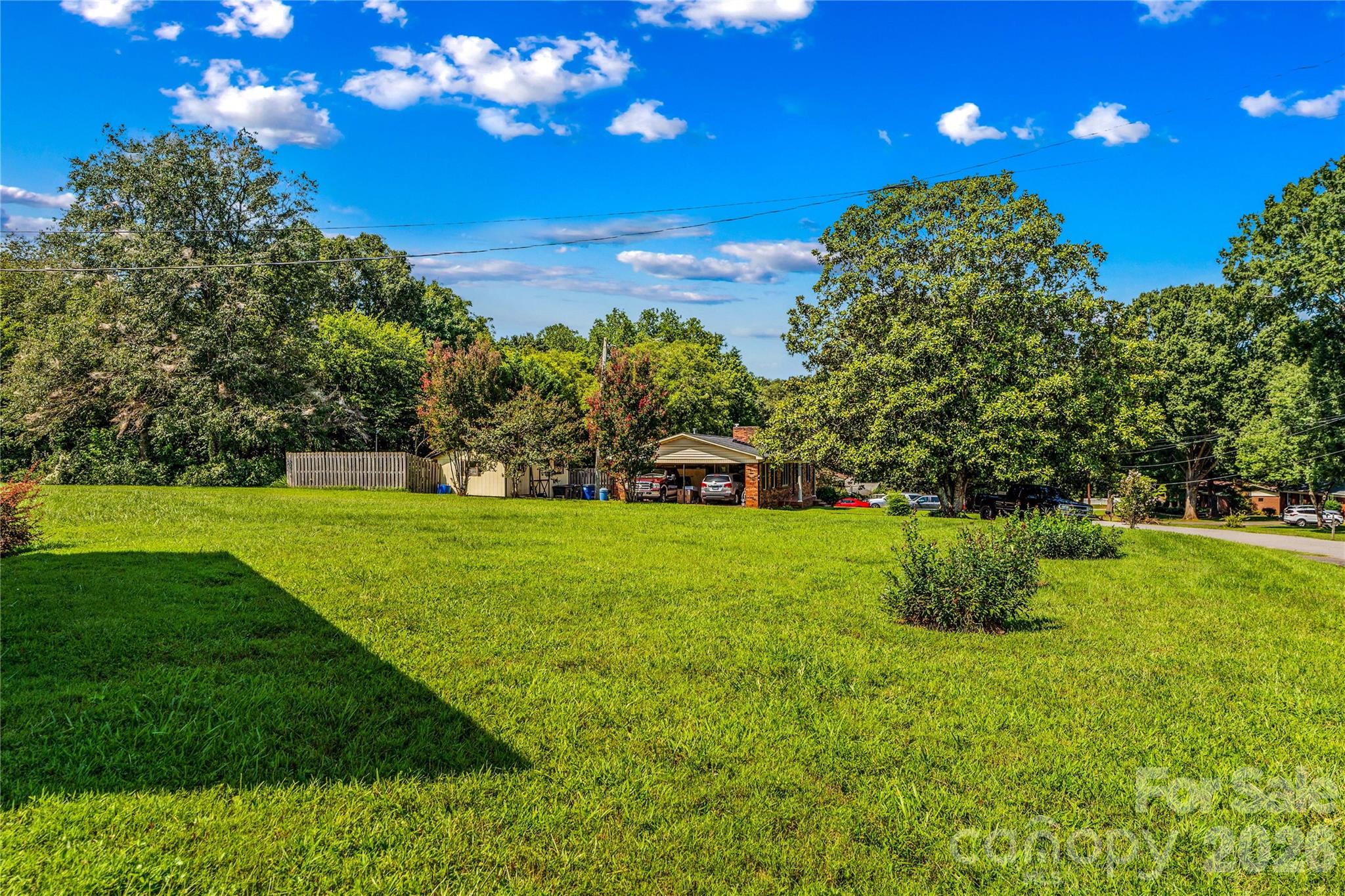 306 S Greenbriar Road Property Photo 28