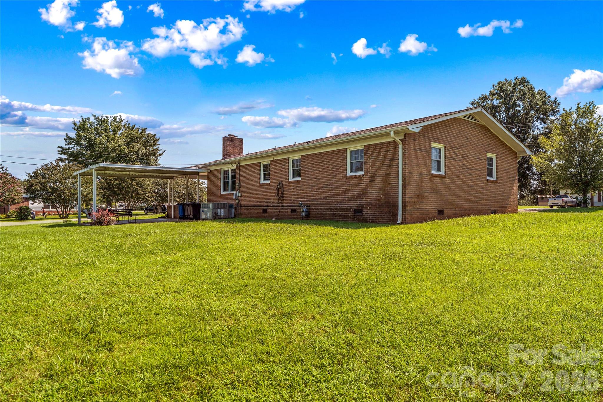 306 S Greenbriar Road Property Photo 29