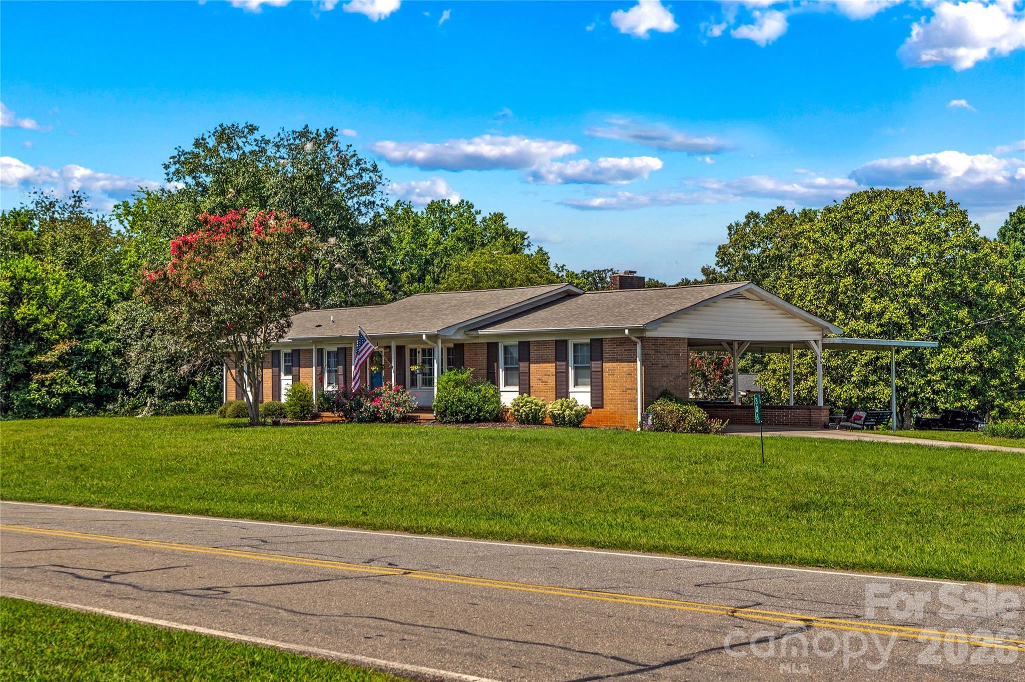 306 S Greenbriar Road Property Photo 36