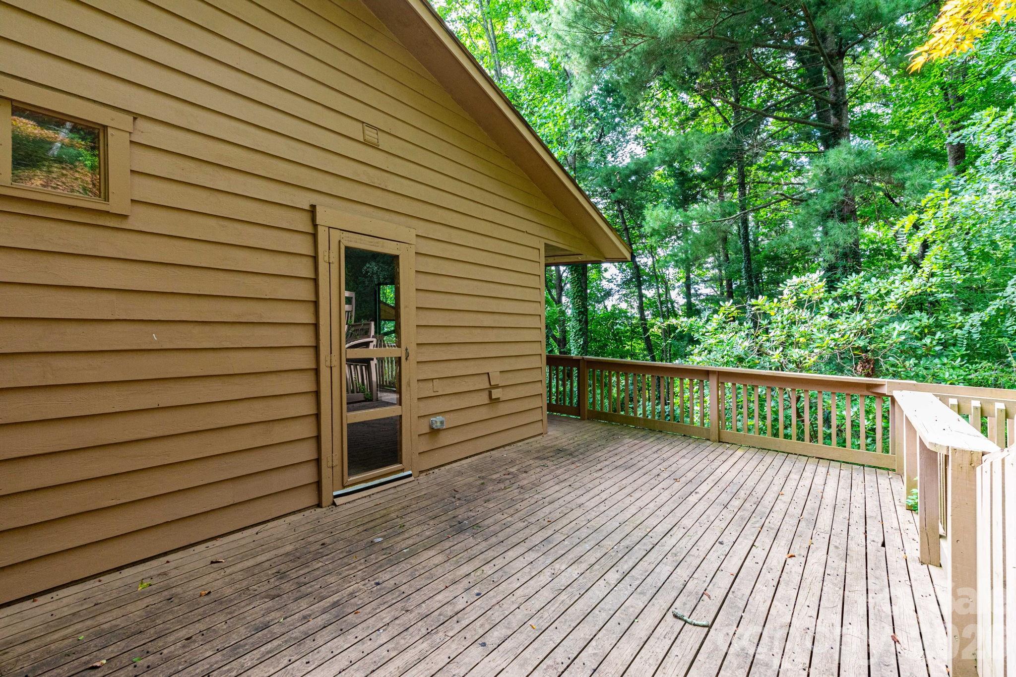 404 Buck Cove Terrace Property Photo 15