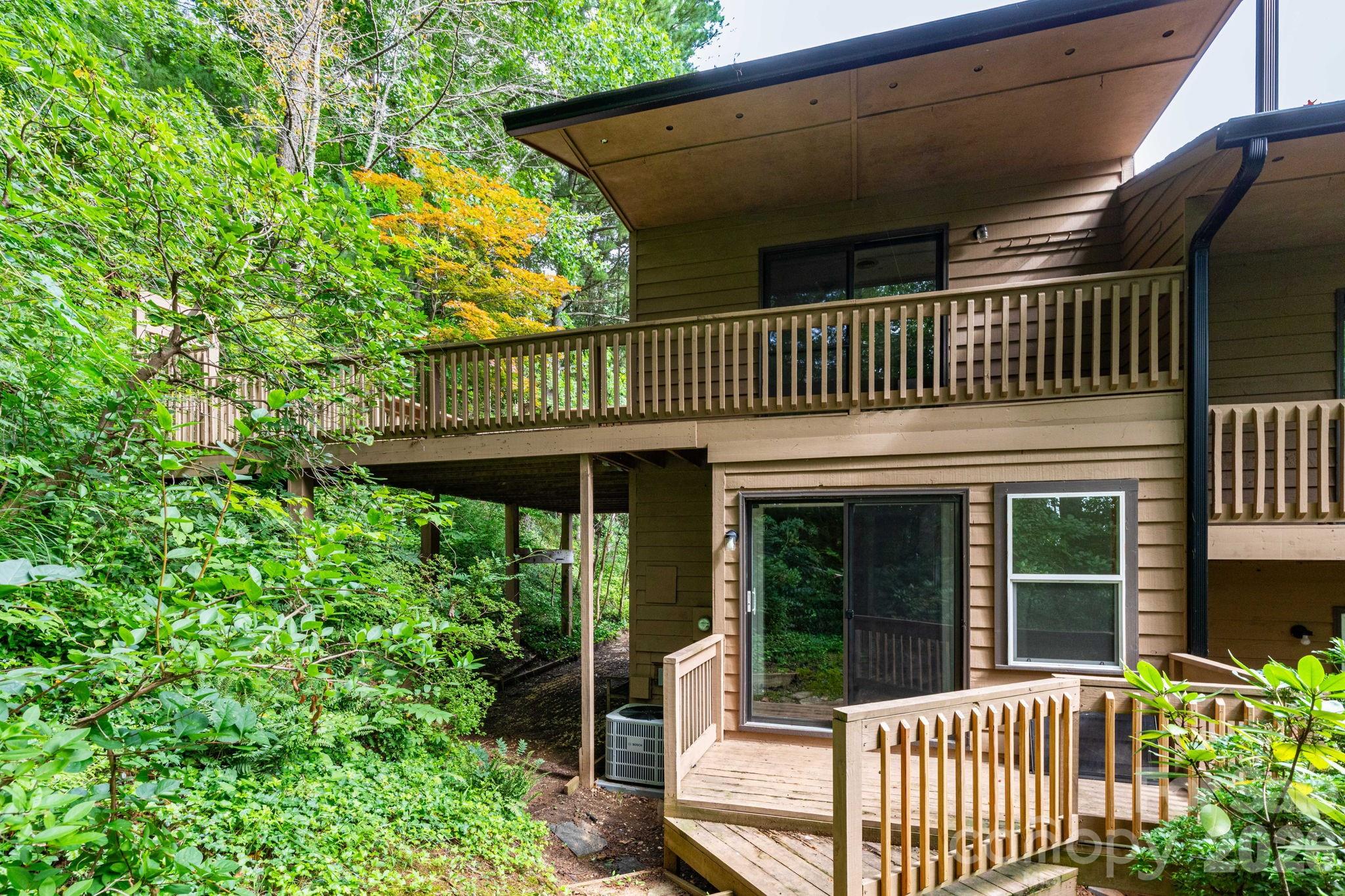 404 Buck Cove Terrace Property Photo 19