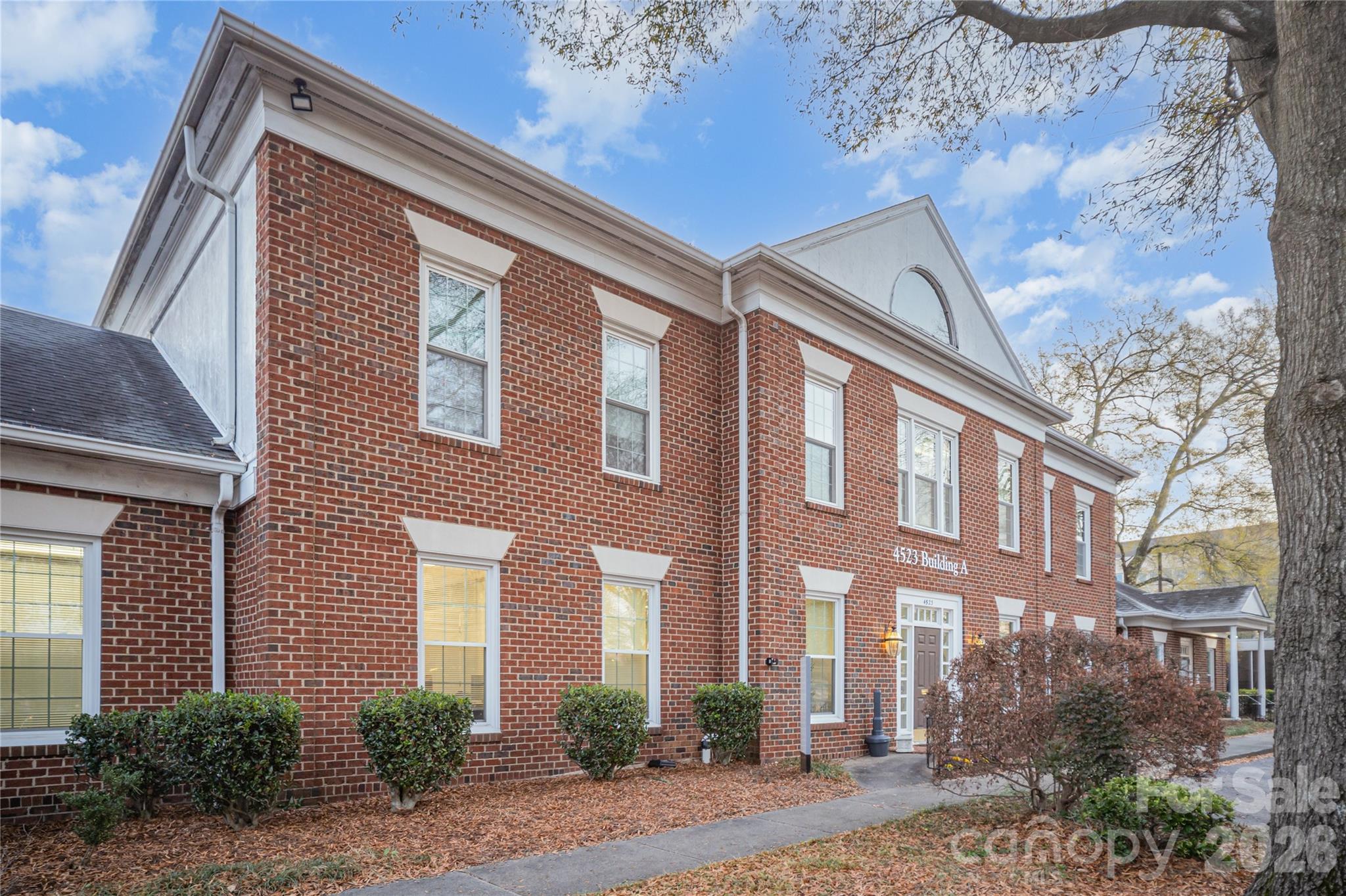4523 Park Road A101, A101b Property Photo 1