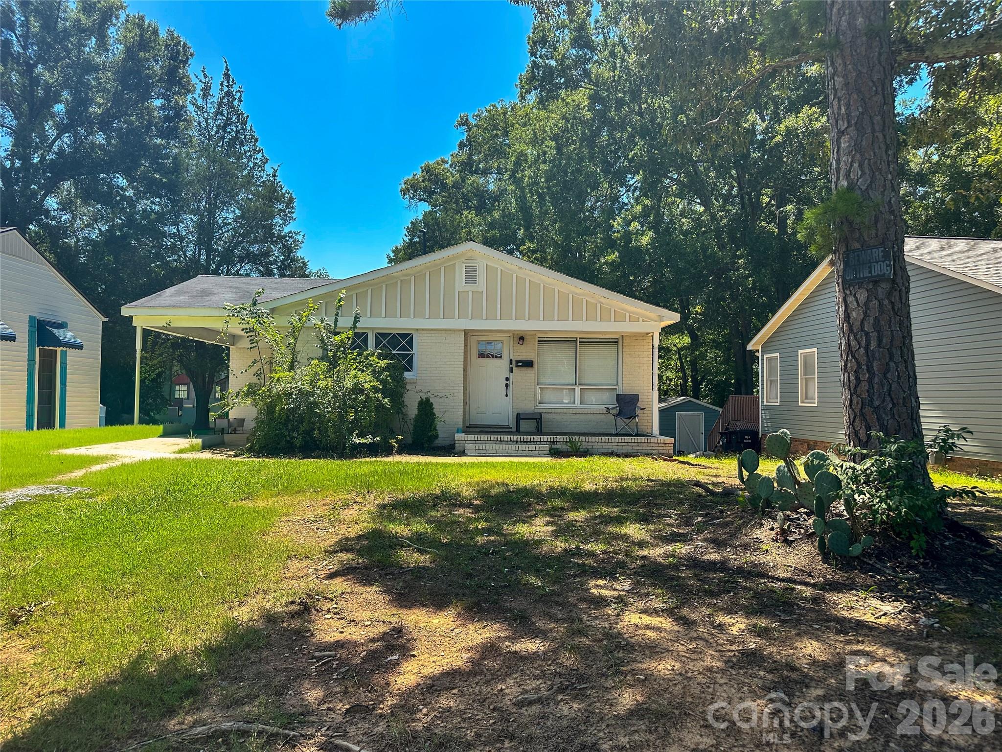 531 Finley Road Property Photo 1