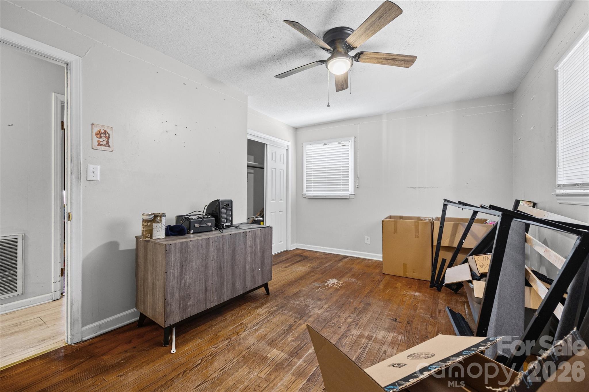 531 Finley Road Property Photo 19