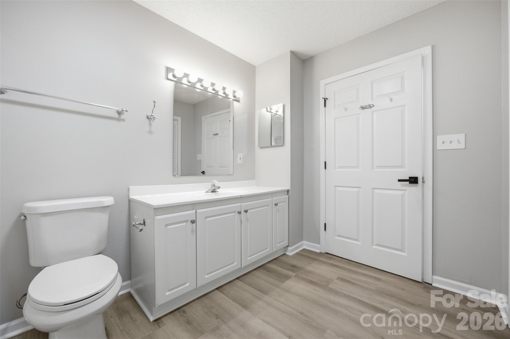 1297 Creekview Drive Property Photo 13