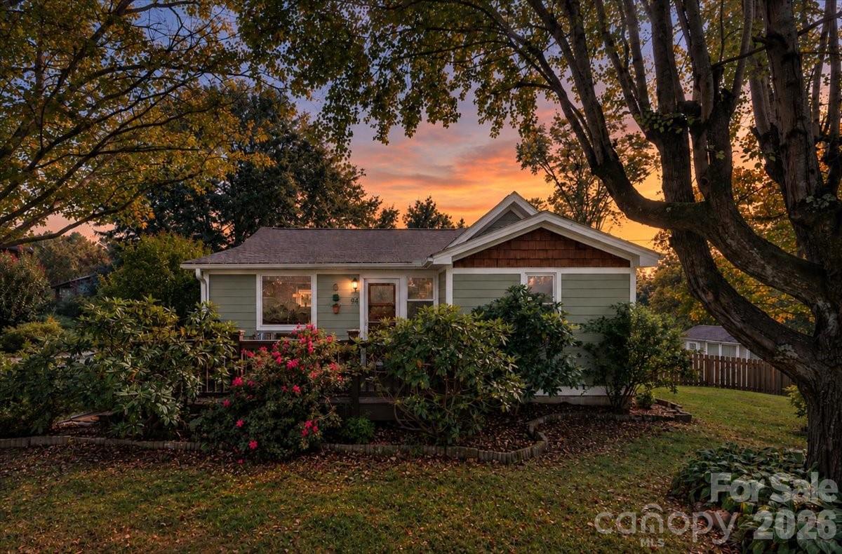 94 Pressley Avenue Property Photo 1