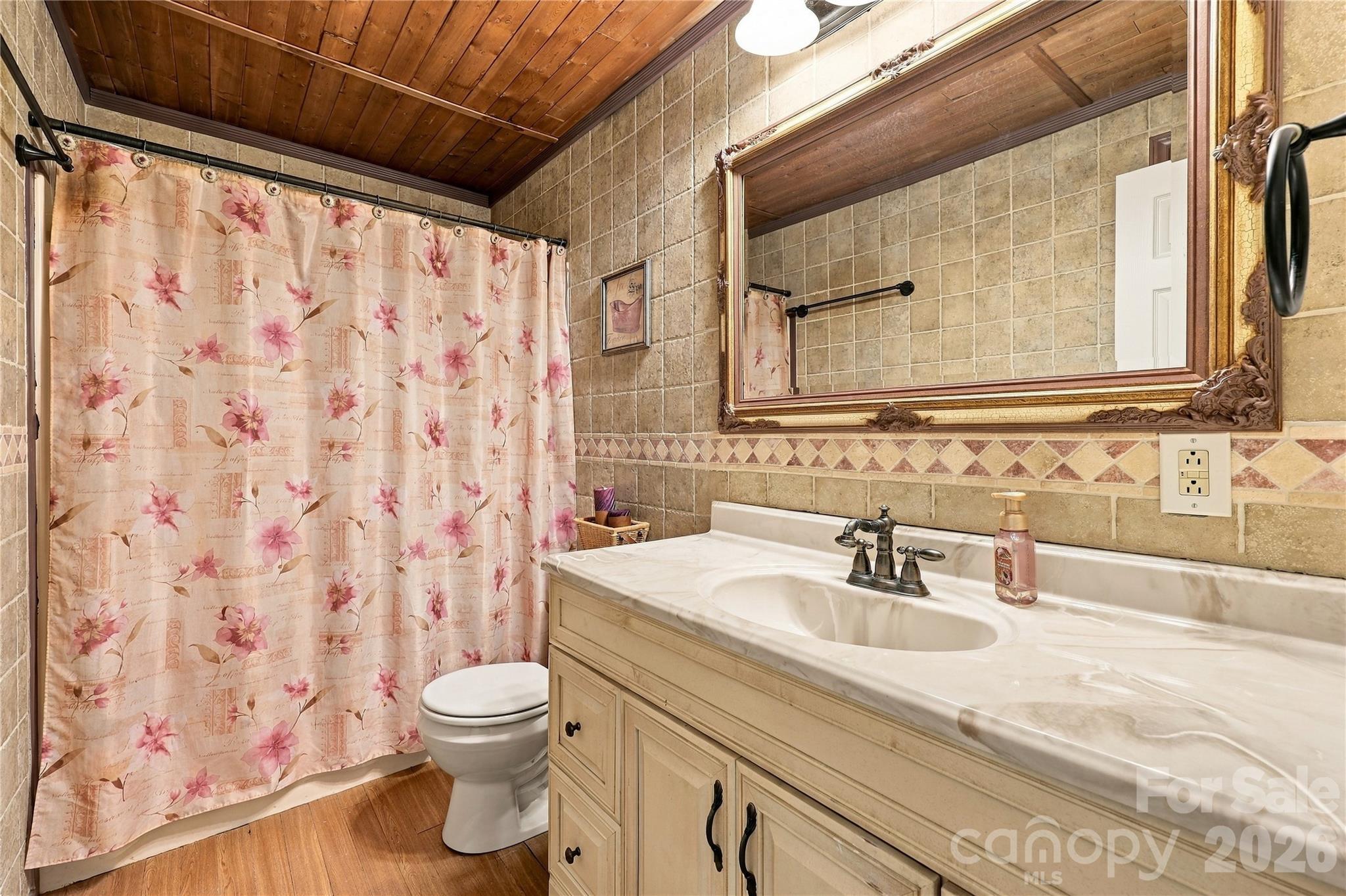 75 Crosswick Lane Property Photo 33