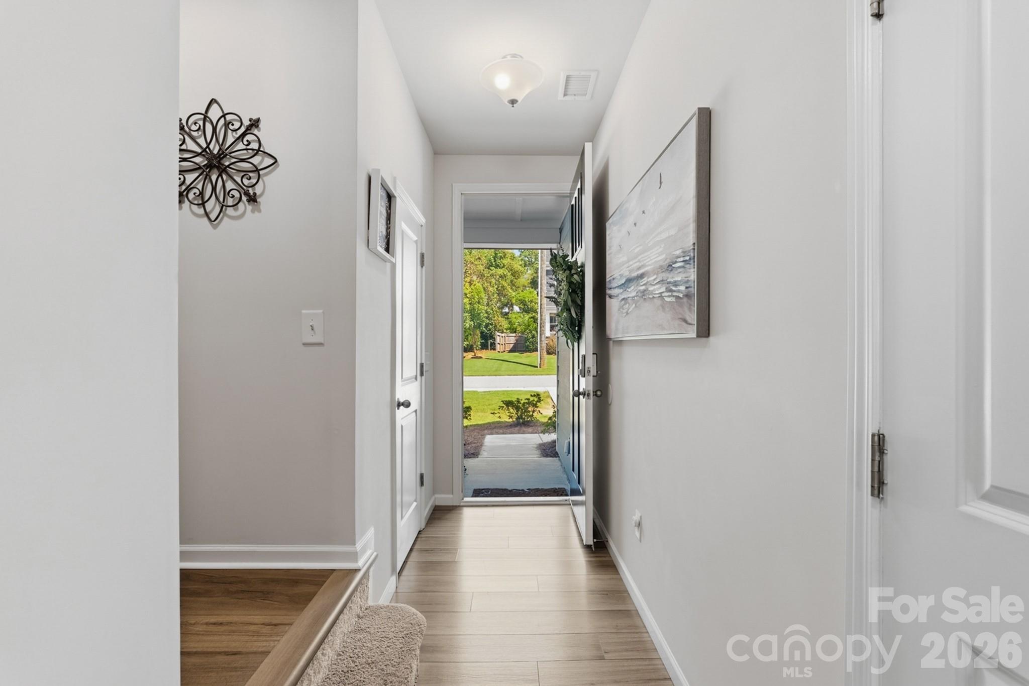32 Woodsdale Place Property Photo 5