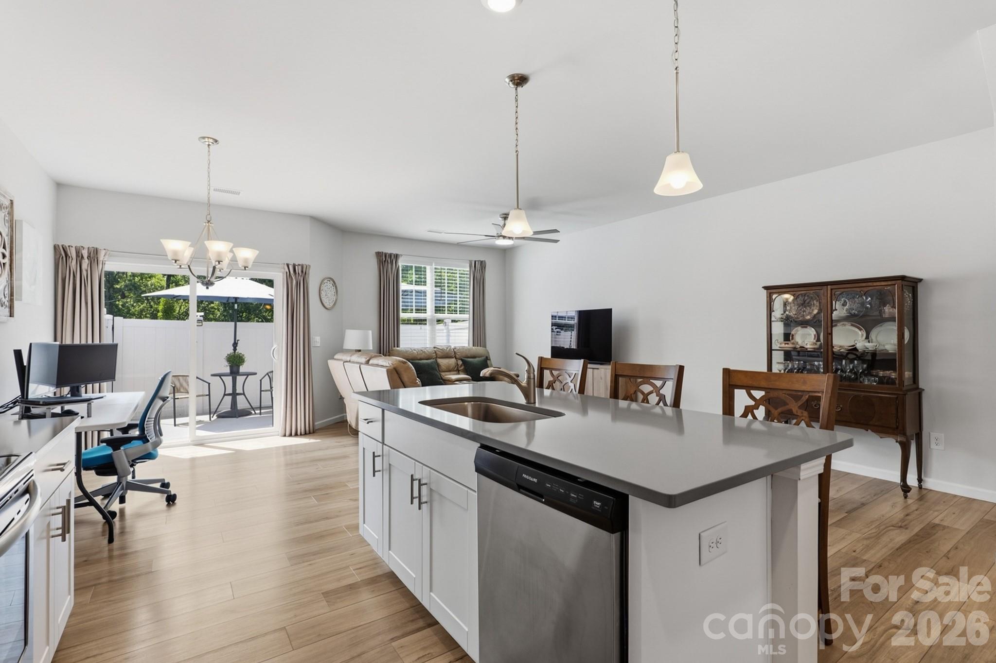 32 Woodsdale Place Property Photo 12