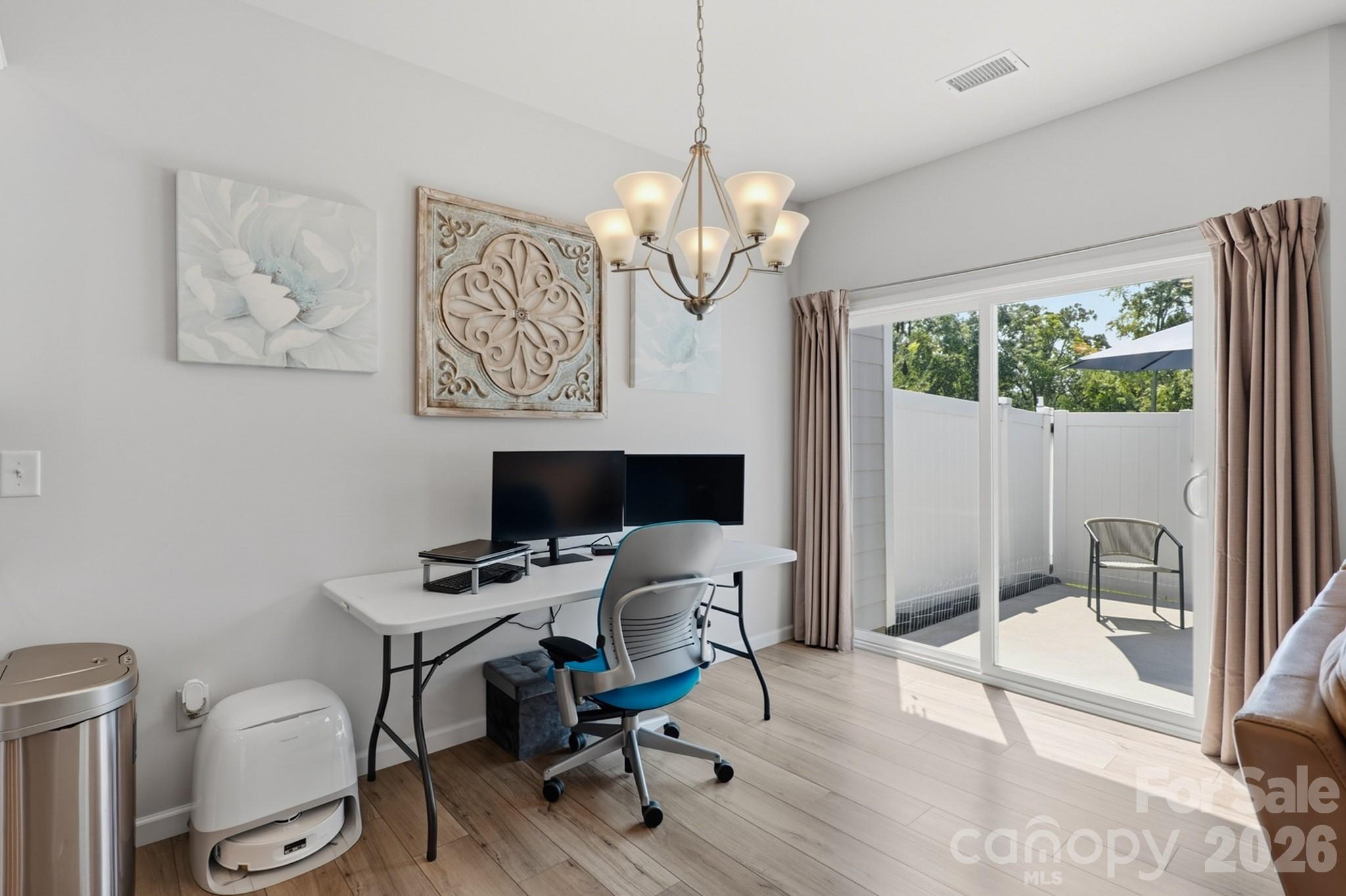 32 Woodsdale Place Property Photo 17
