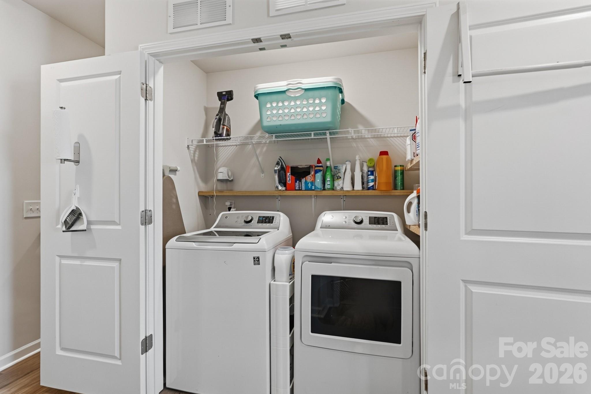 32 Woodsdale Place Property Photo 27