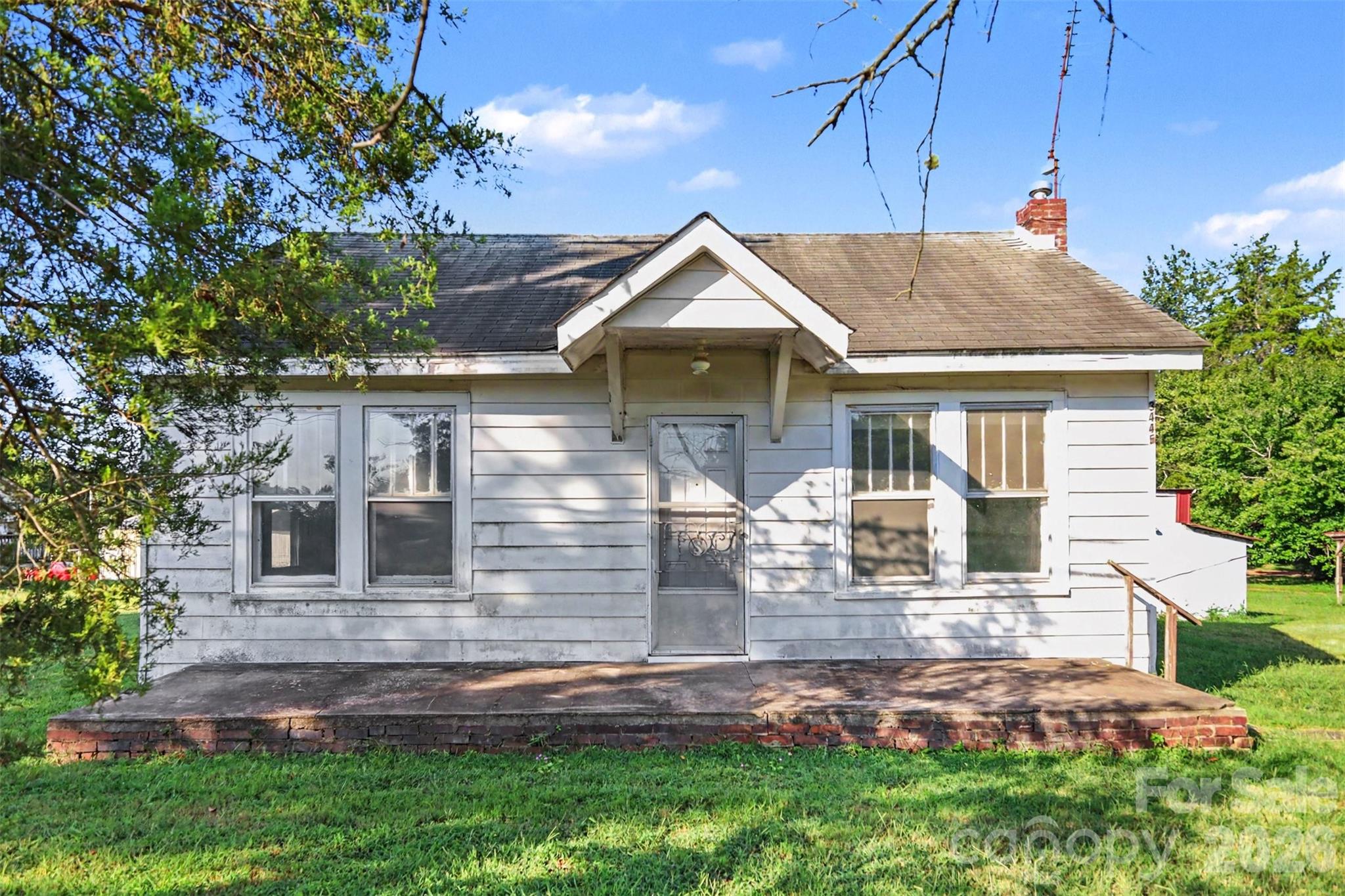 3445 Long Ferry Road Property Photo 1