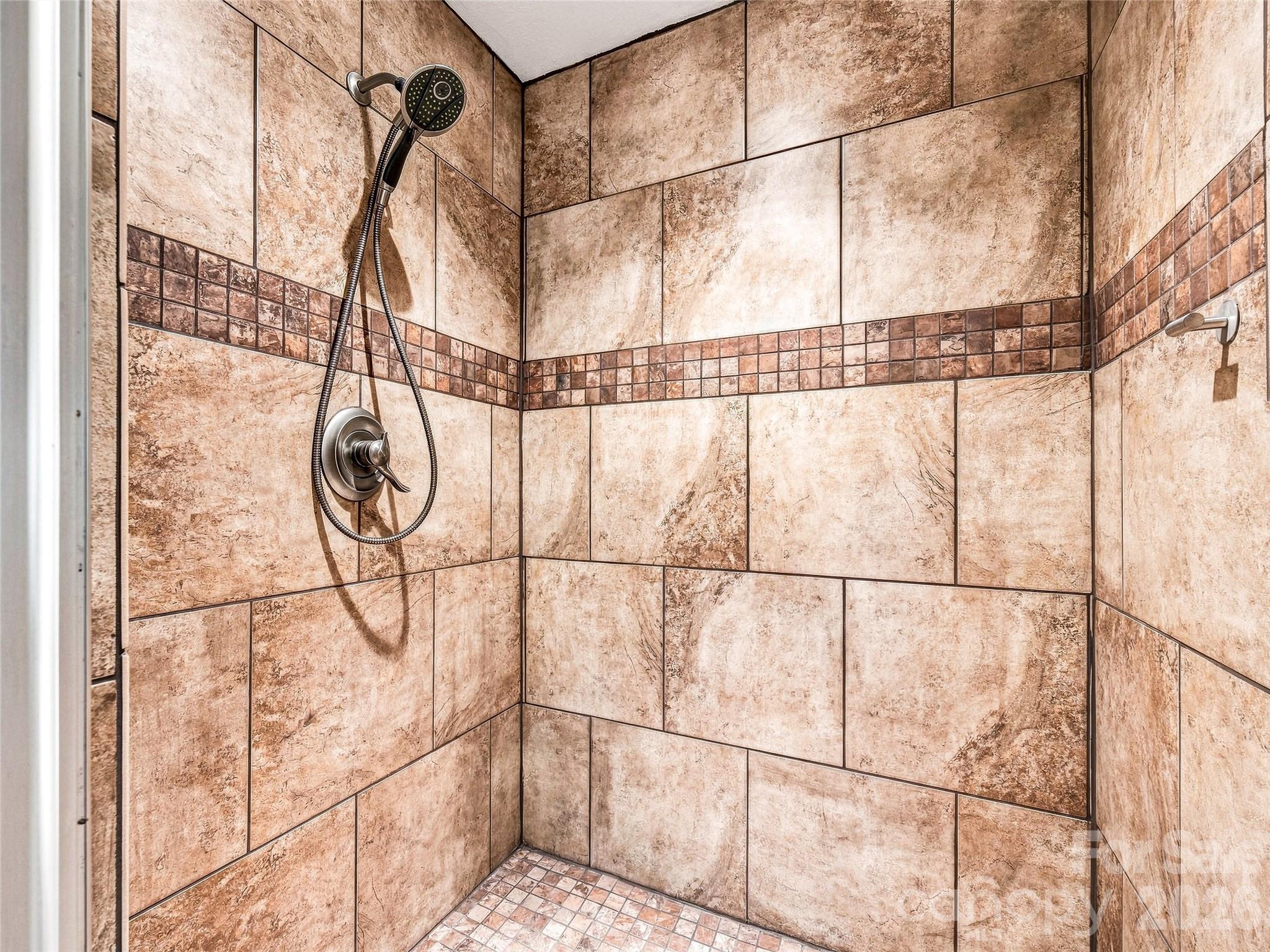 123 Isuhdavga Court Property Photo 21
