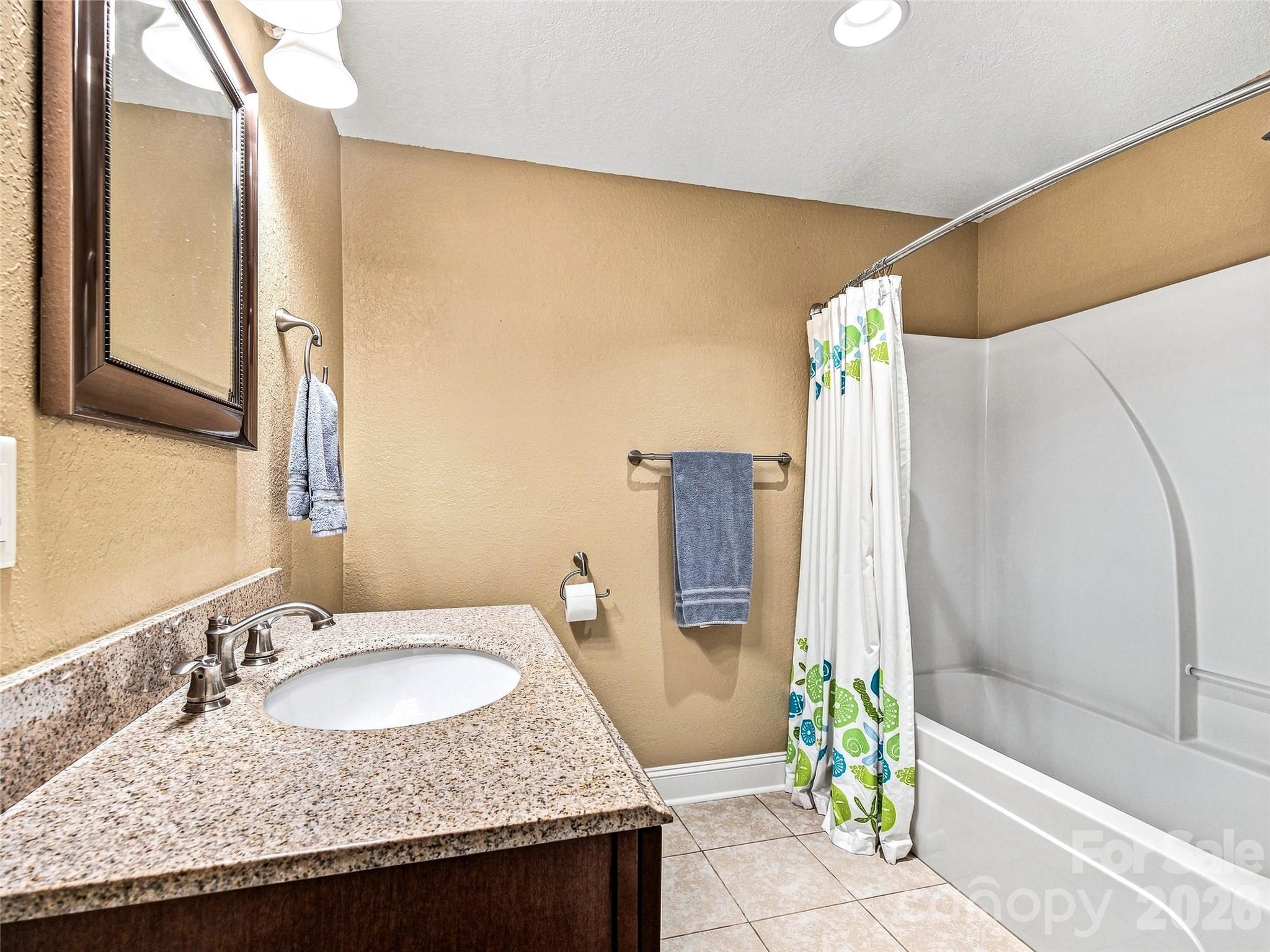 123 Isuhdavga Court Property Photo 37