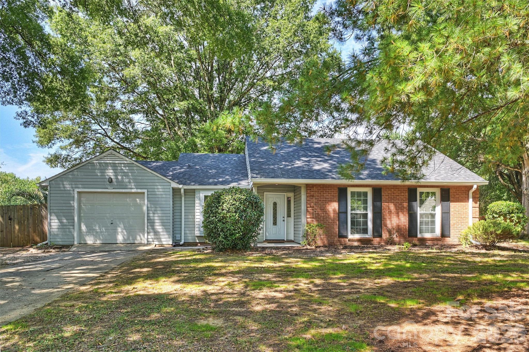 6422 Pineburr Road Property Photo 1