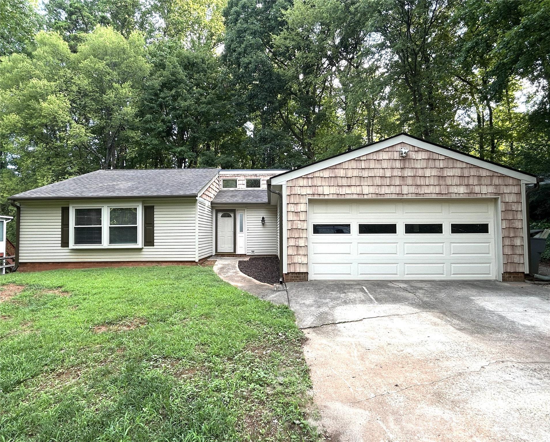 1725 Van Dyke Drive Property Photo 1
