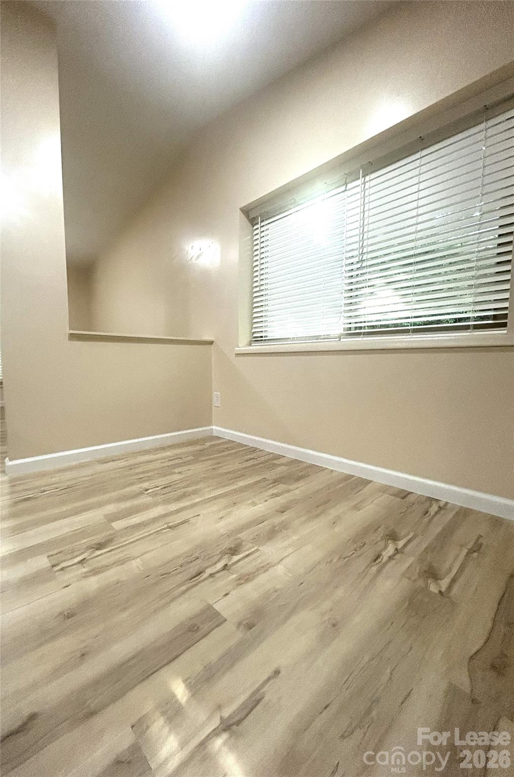 1725 Van Dyke Drive Property Photo 15