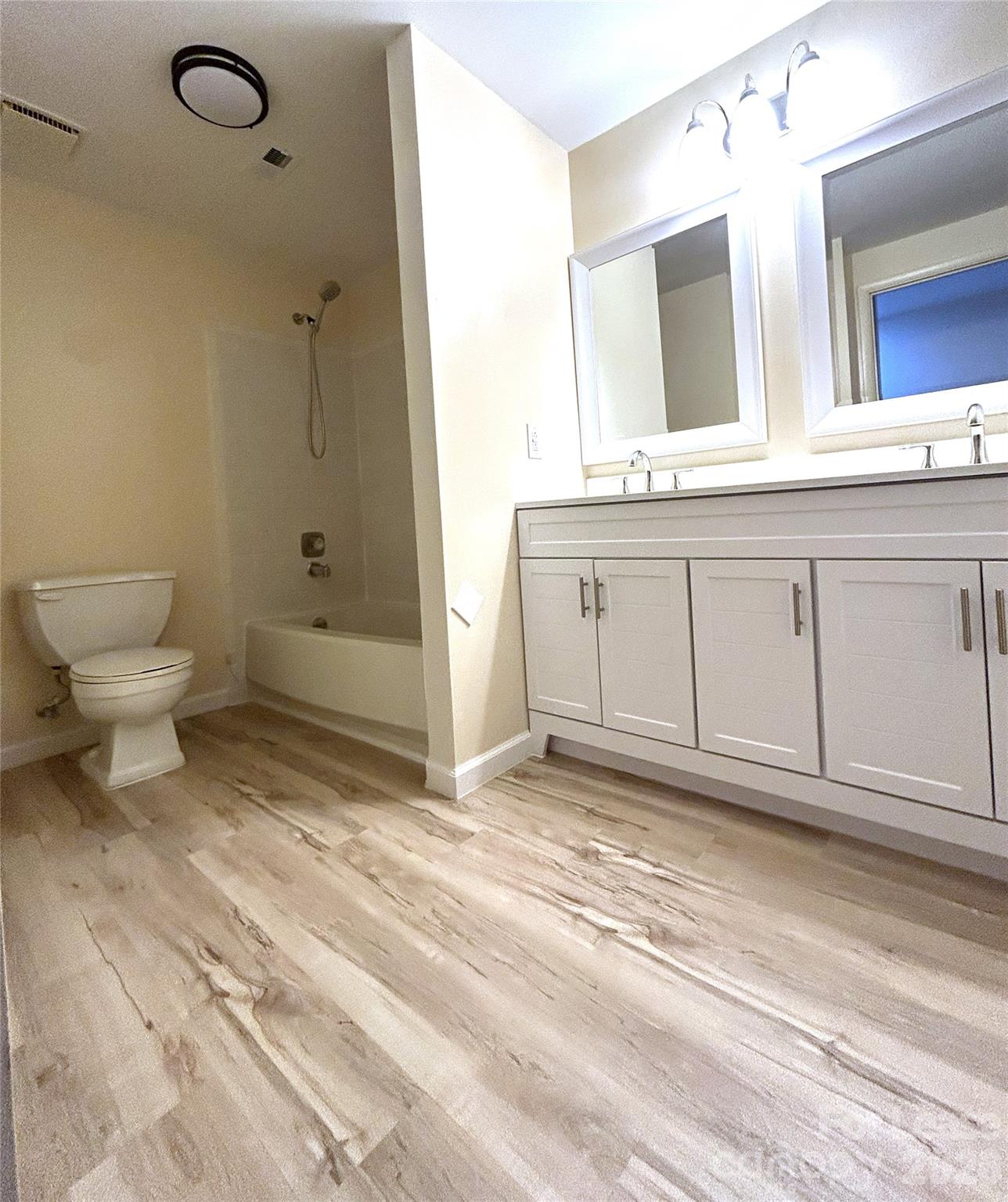 1725 Van Dyke Drive Property Photo 18