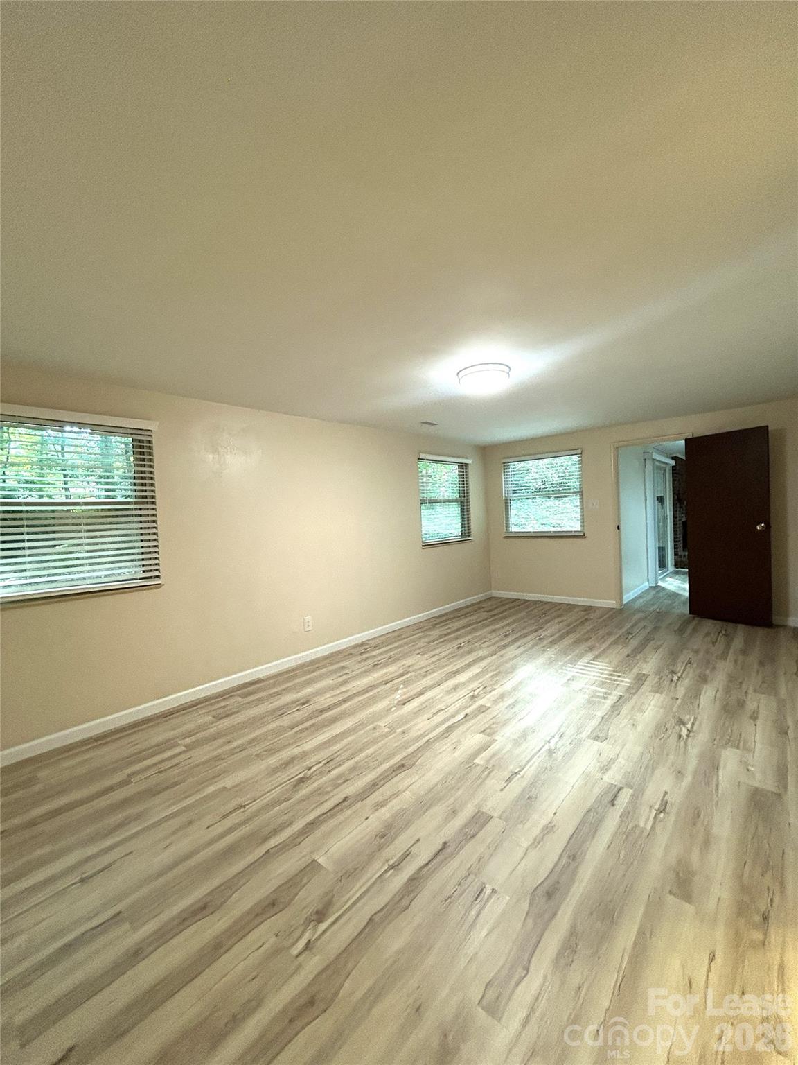 1725 Van Dyke Drive Property Photo 23