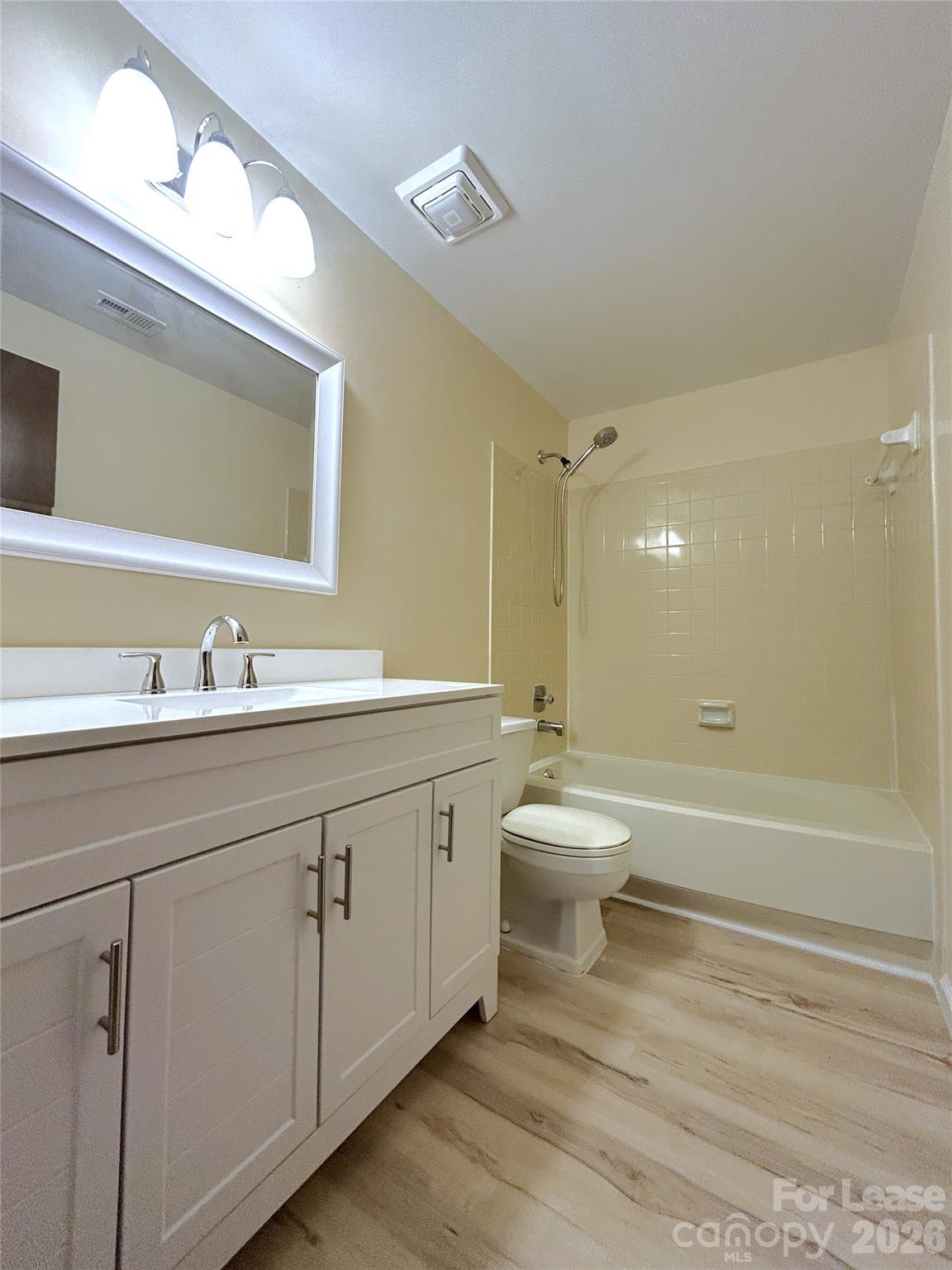 1725 Van Dyke Drive Property Photo 25