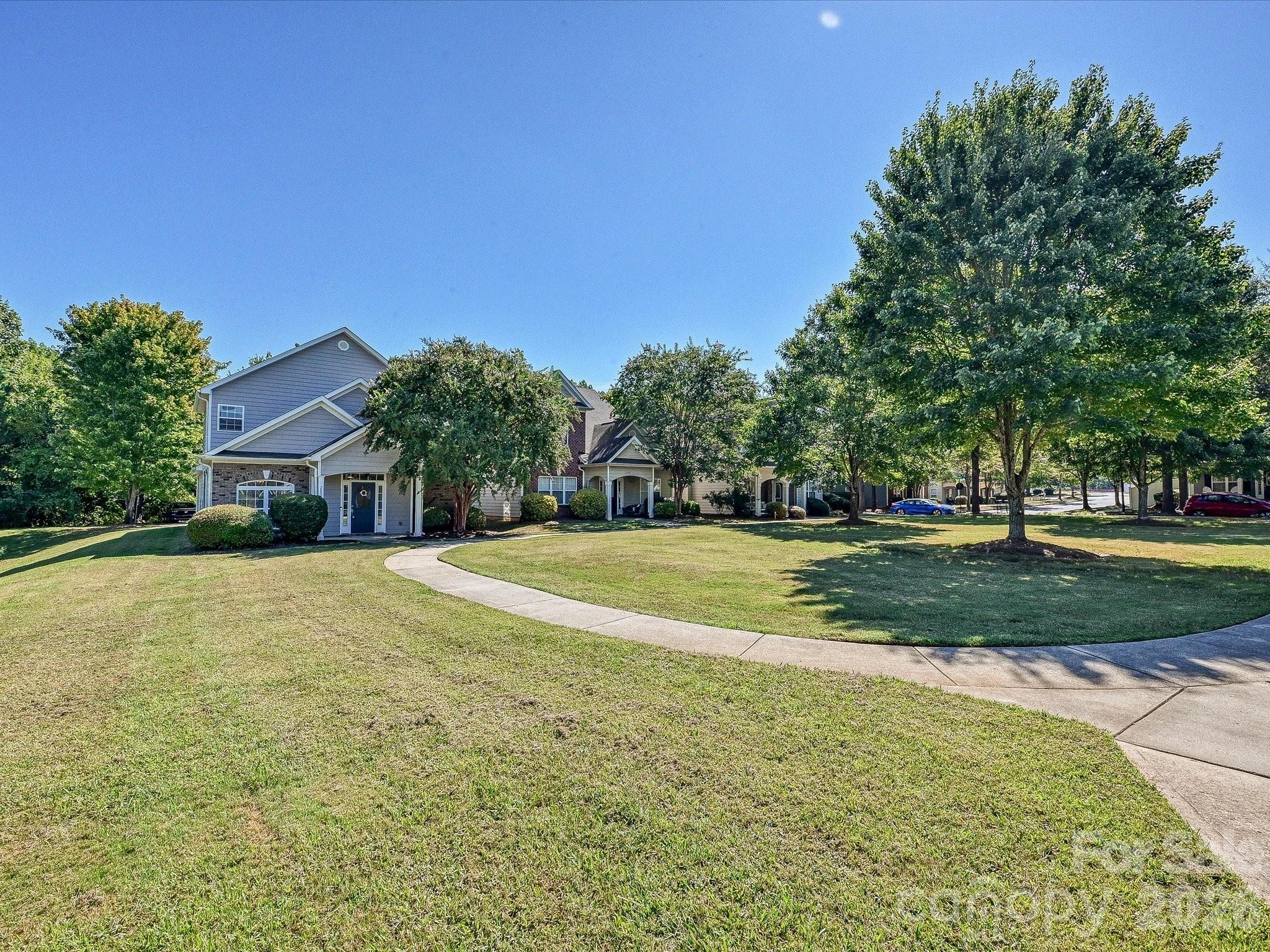 20345 Harroway Drive Property Photo 2
