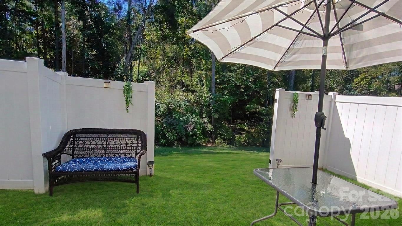 837 Gerard Bay Drive Property Photo 1