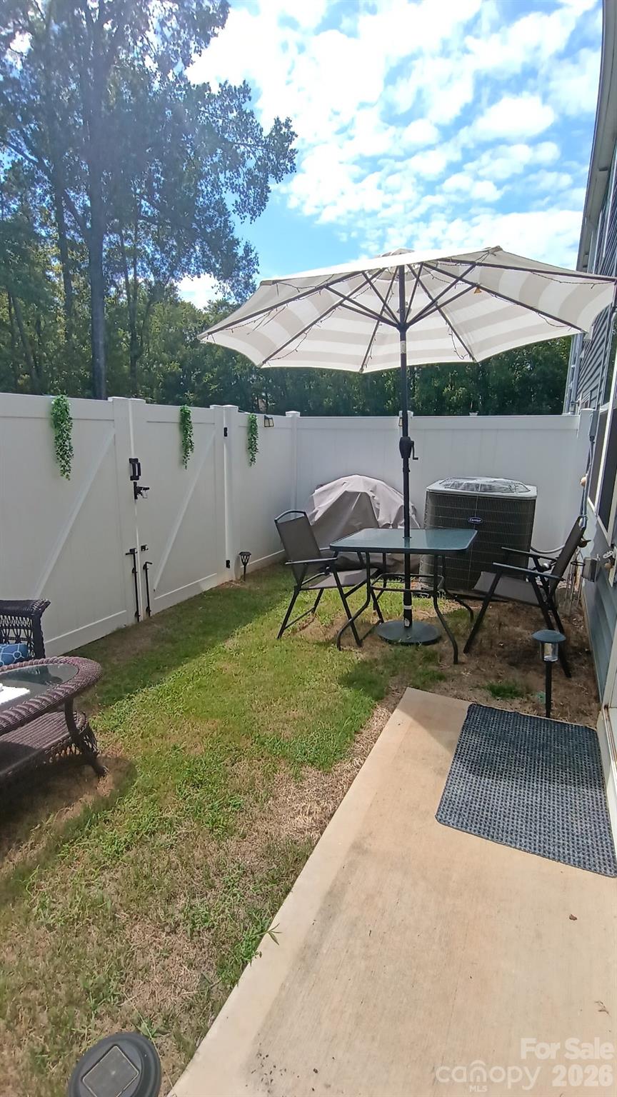 837 Gerard Bay Drive Property Photo 30