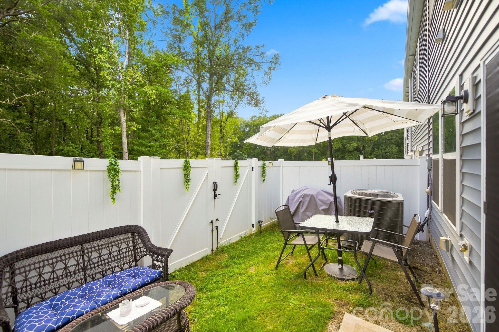 837 Gerard Drive Property Photo 16